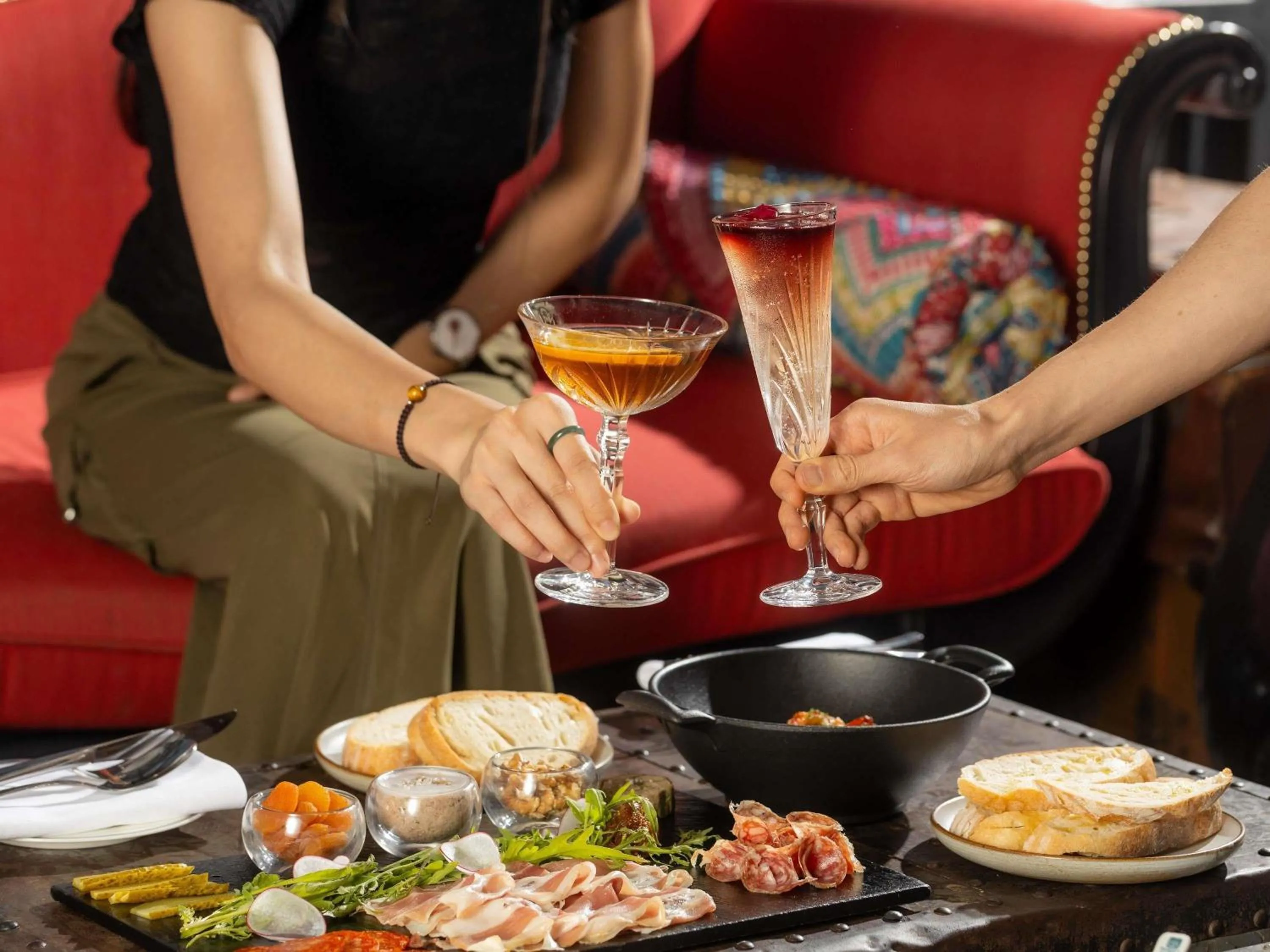 Lounge or bar in Hotel de la Coupole - MGallery