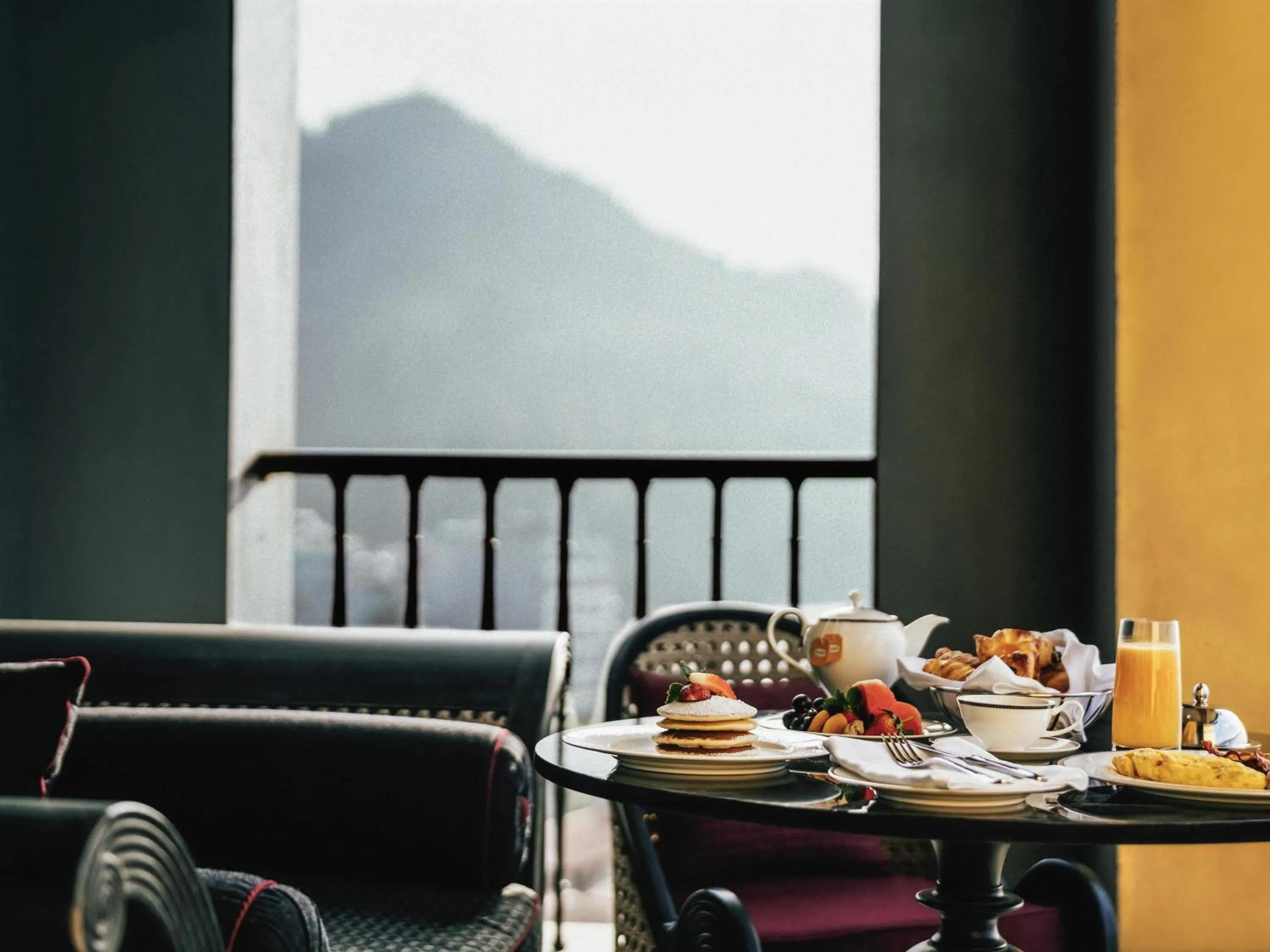Bedroom in Hotel de la Coupole - MGallery