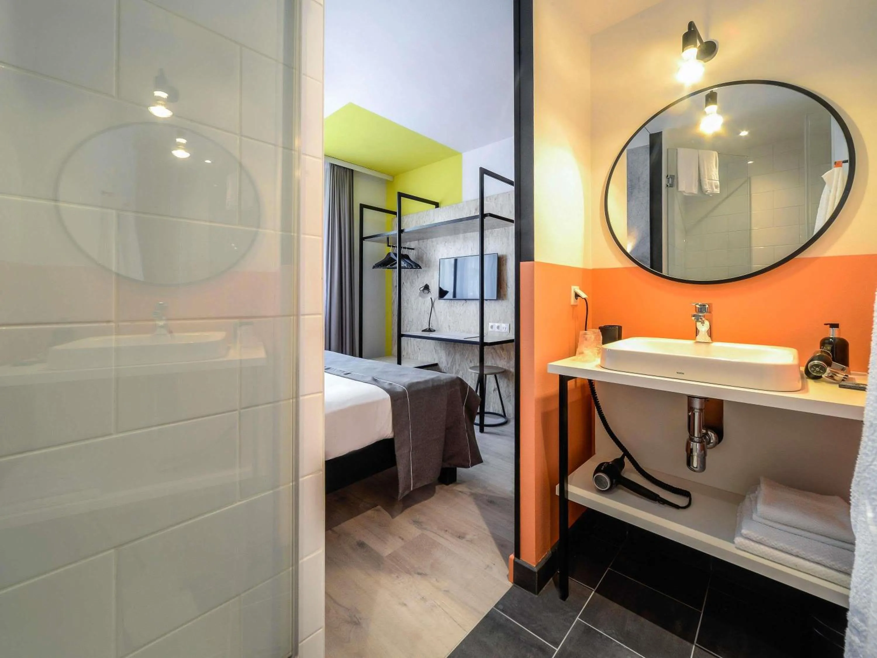 Bedroom, Bed in ibis Styles Wien Messe Prater