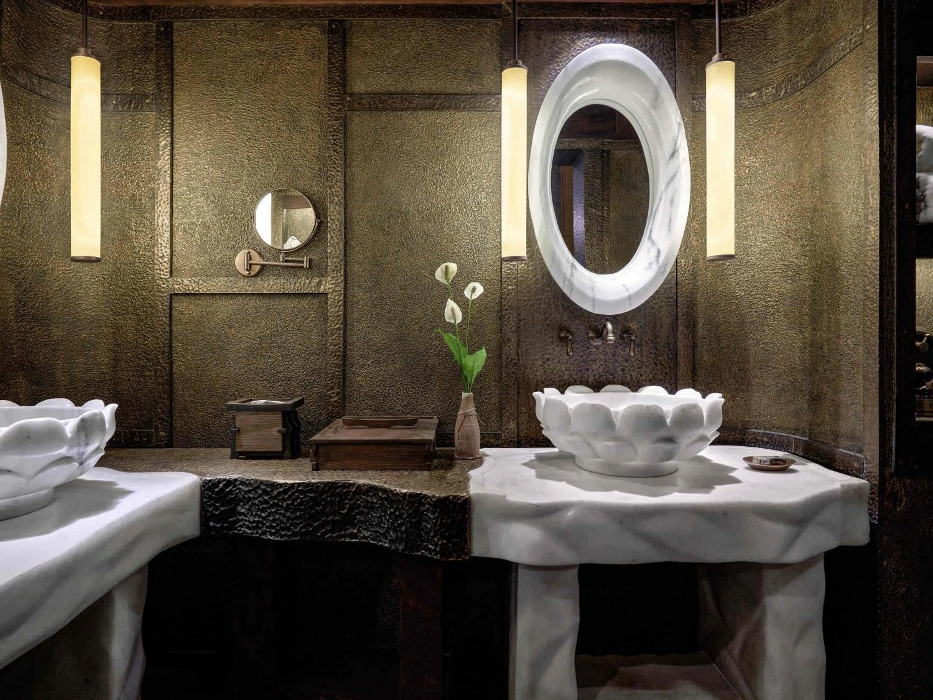 Bedroom in Legacy Yen Tu - MGallery