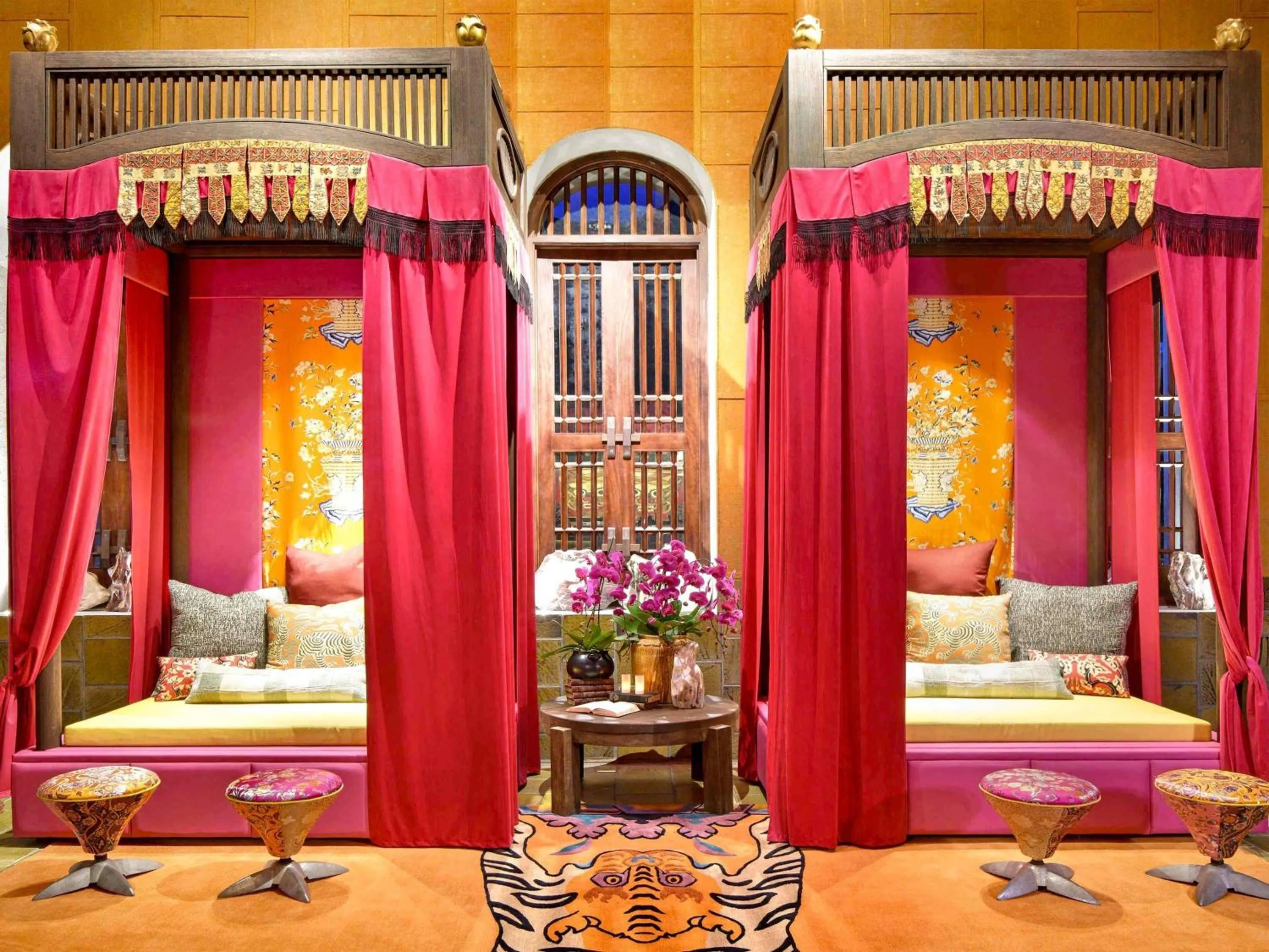 Lounge or bar in Legacy Yen Tu - MGallery