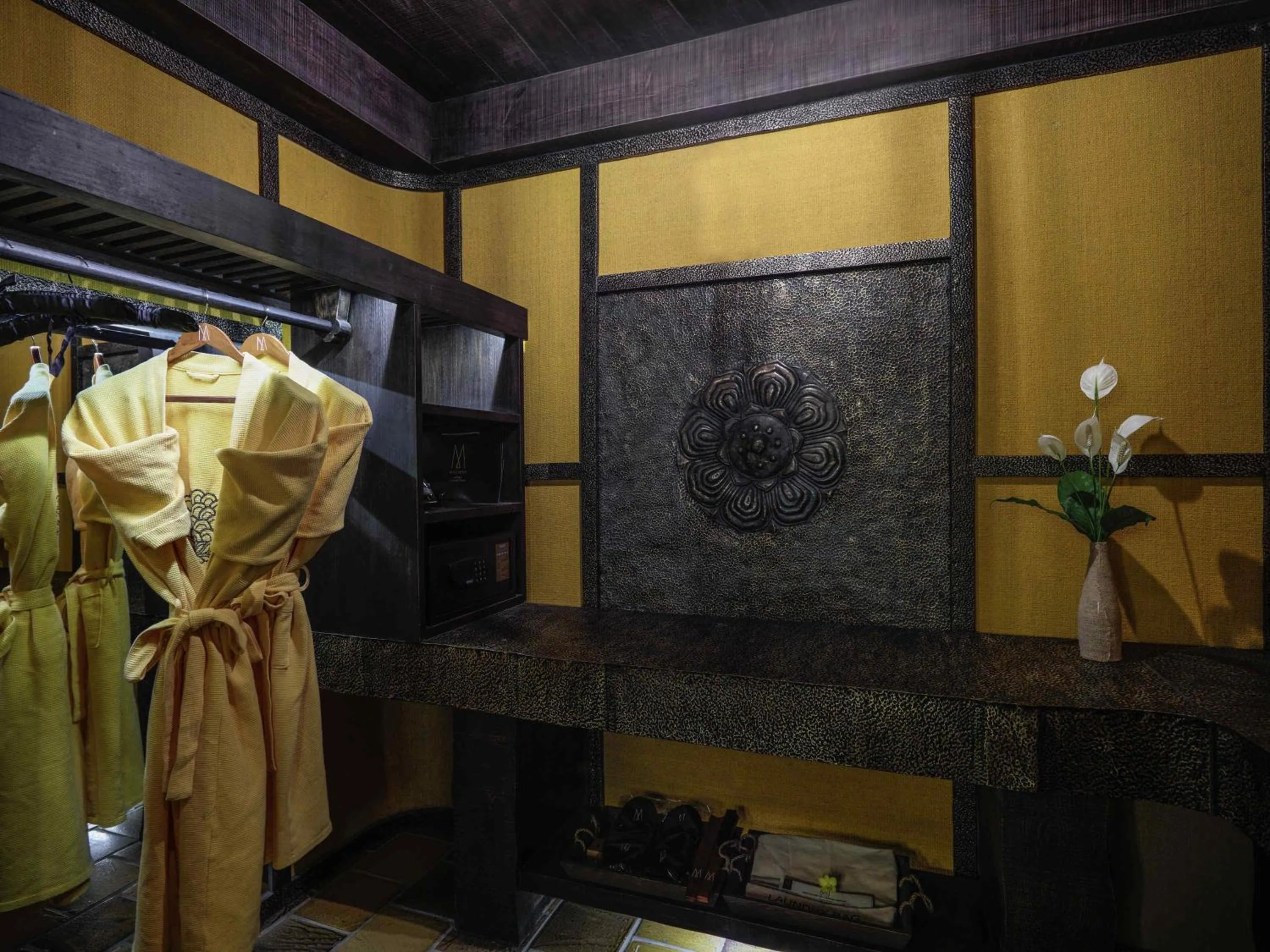 Junior Suite with Two Single Beds and Mountain View in Legacy Yen Tu - MGallery