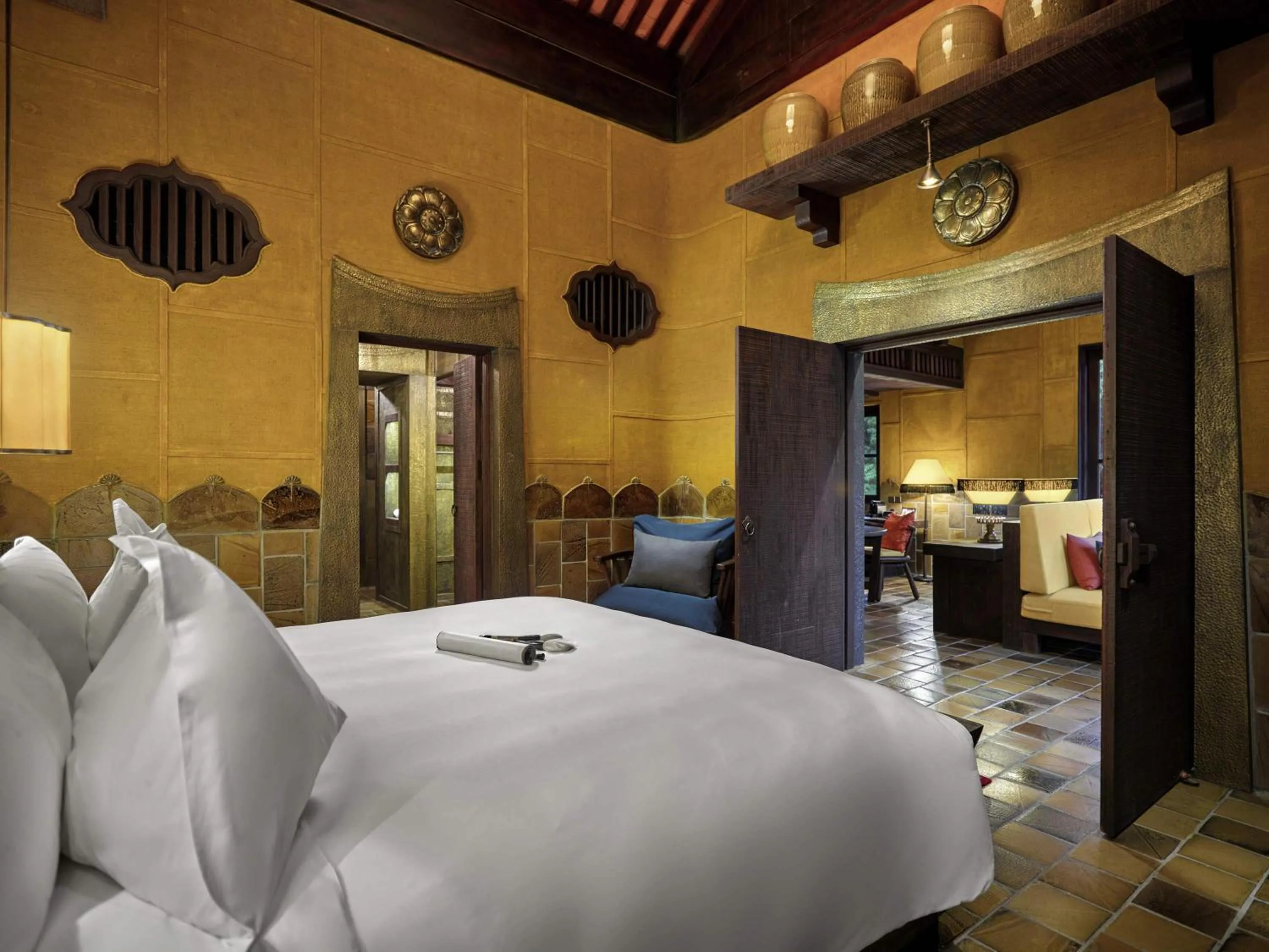 Bedroom, Bed in Legacy Yen Tu - MGallery