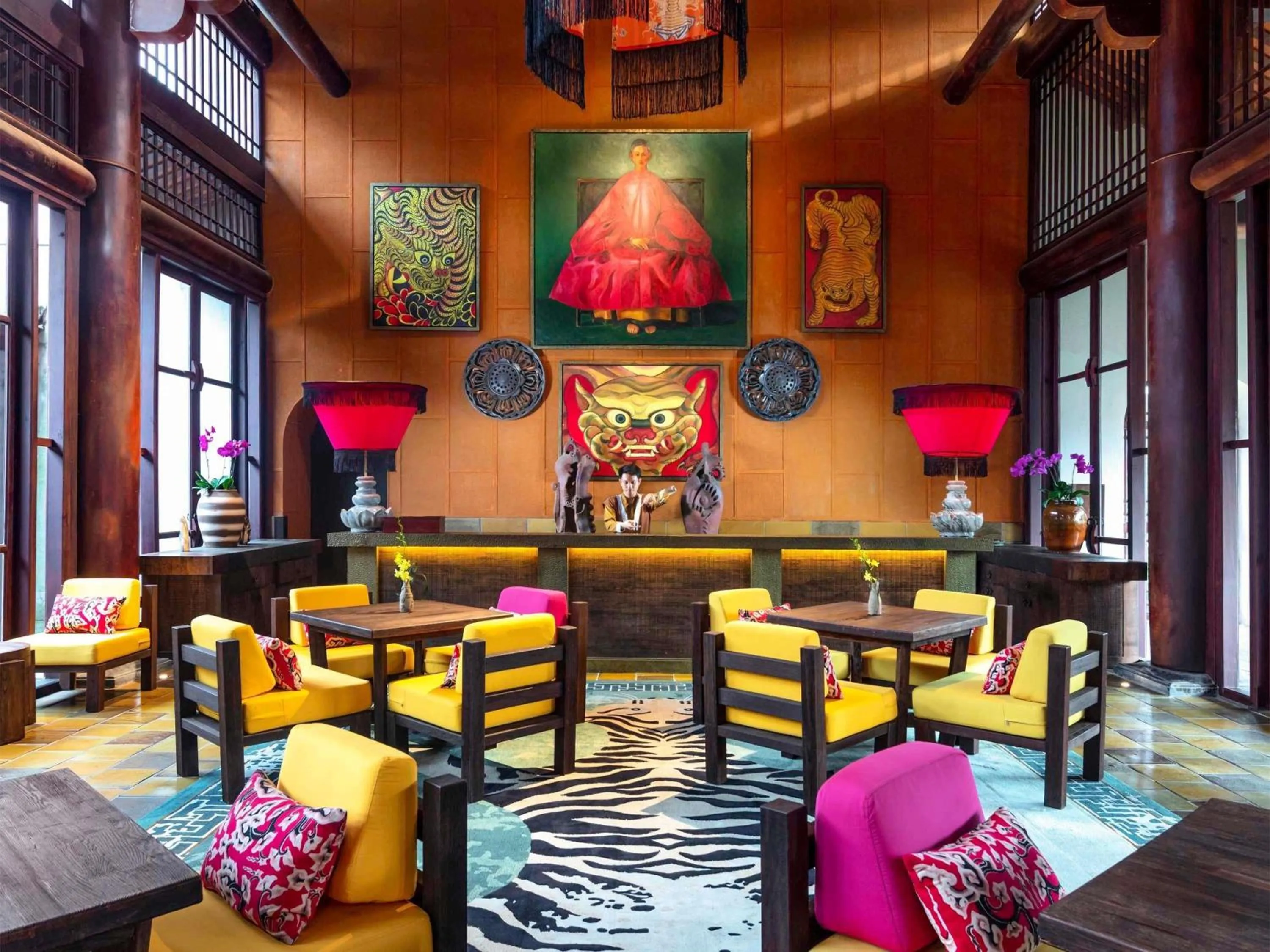 Lounge or bar in Legacy Yen Tu - MGallery