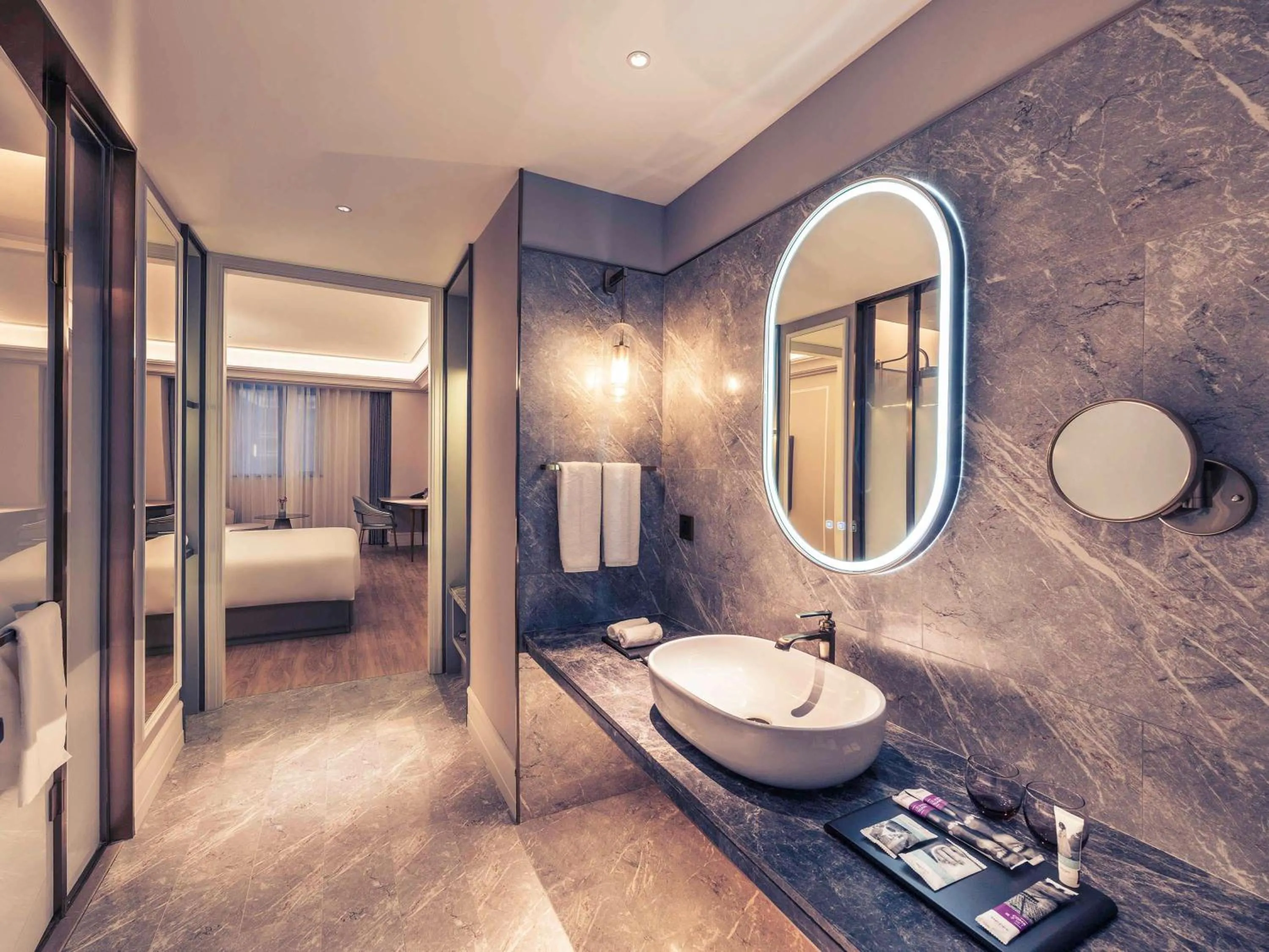 Photo of the whole room, Bathroom in Mercure Suzhou Jinji Lake