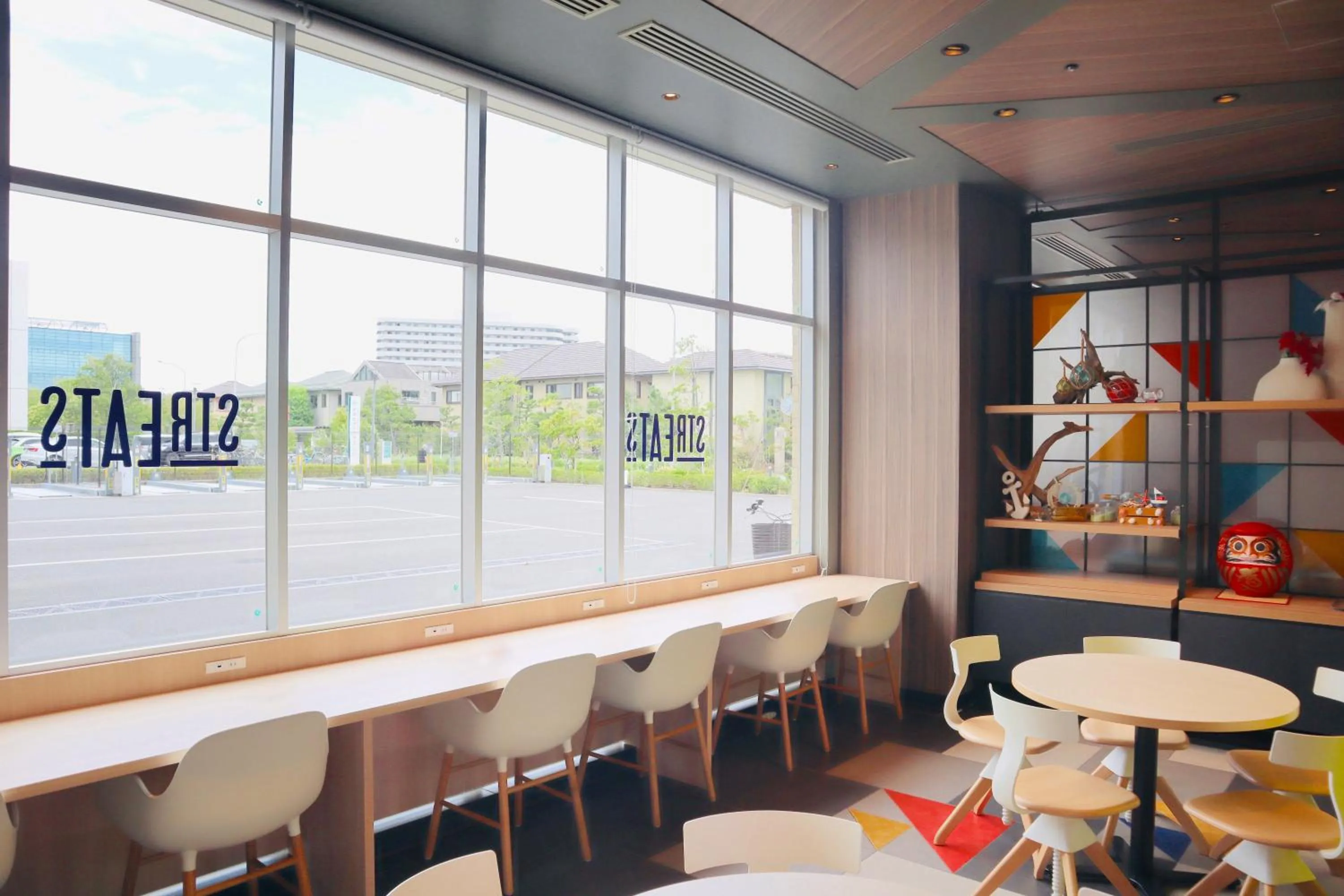 Restaurant/places to eat in ibis Styles Tokyo Bay