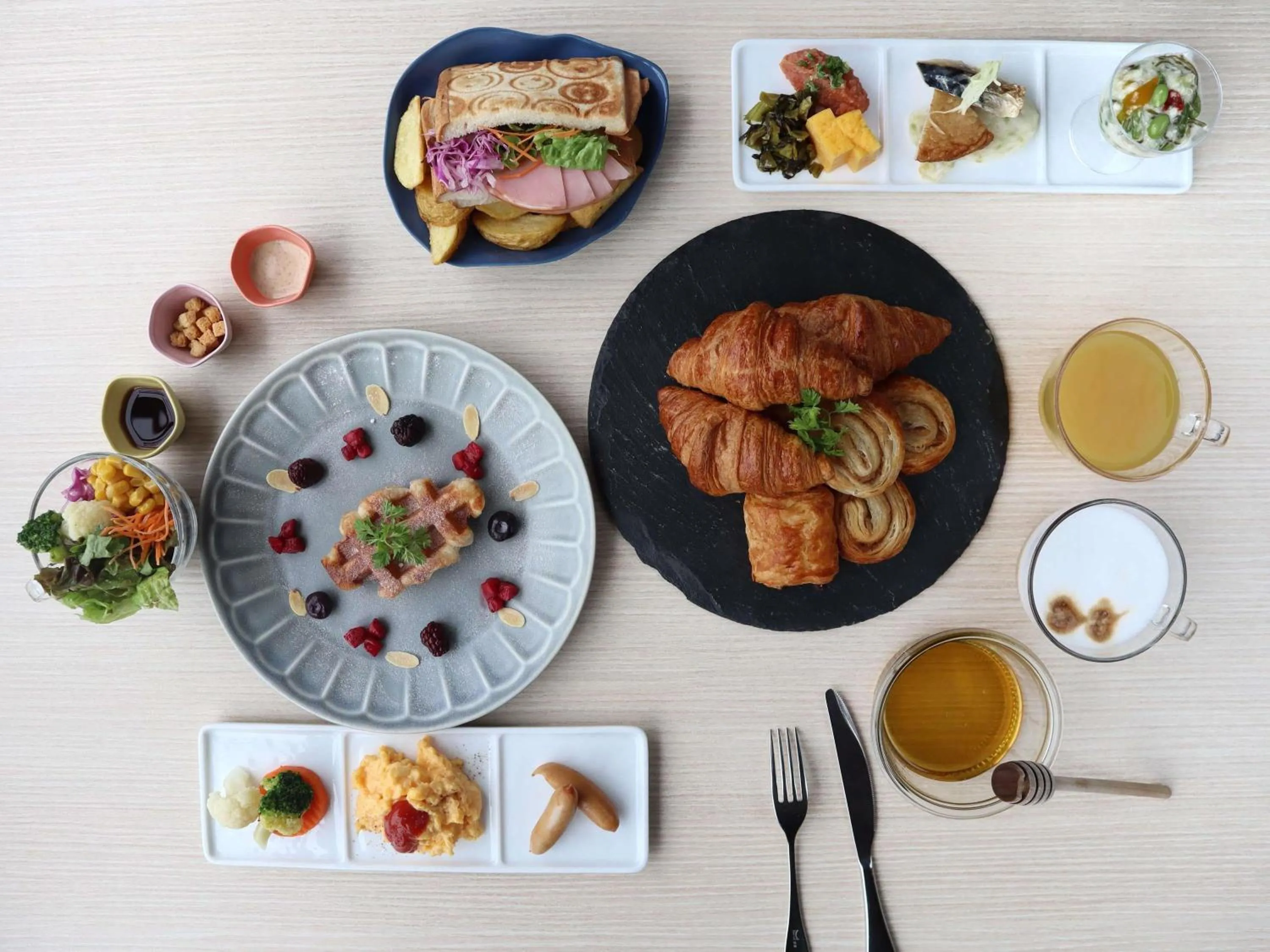 Restaurant/places to eat in ibis Styles Tokyo Bay