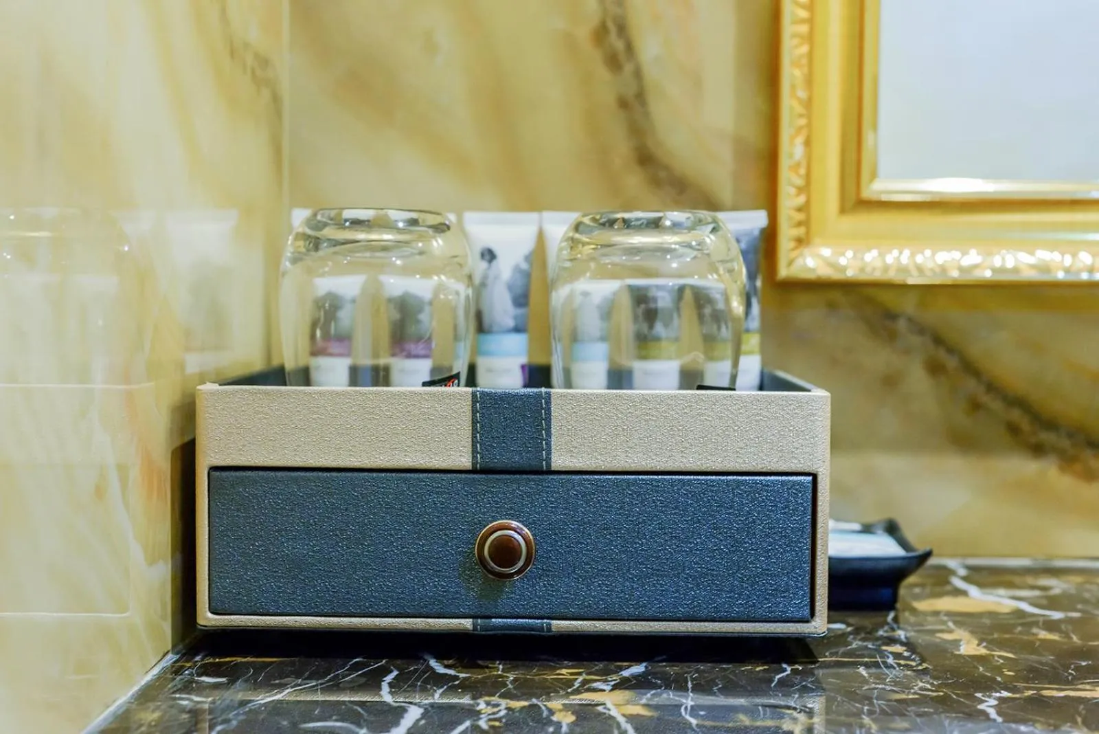 Mercure Chongqing Downtown