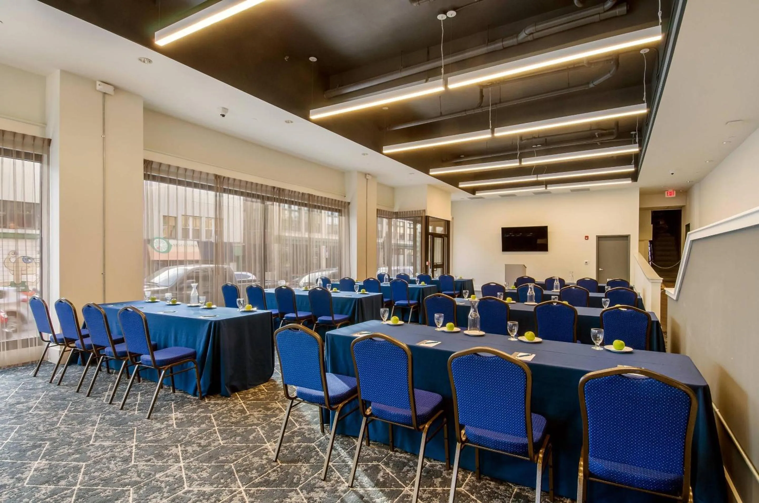 Meeting/conference room in New Bedford Harbor Hotel, an Ascend Collection Hotel