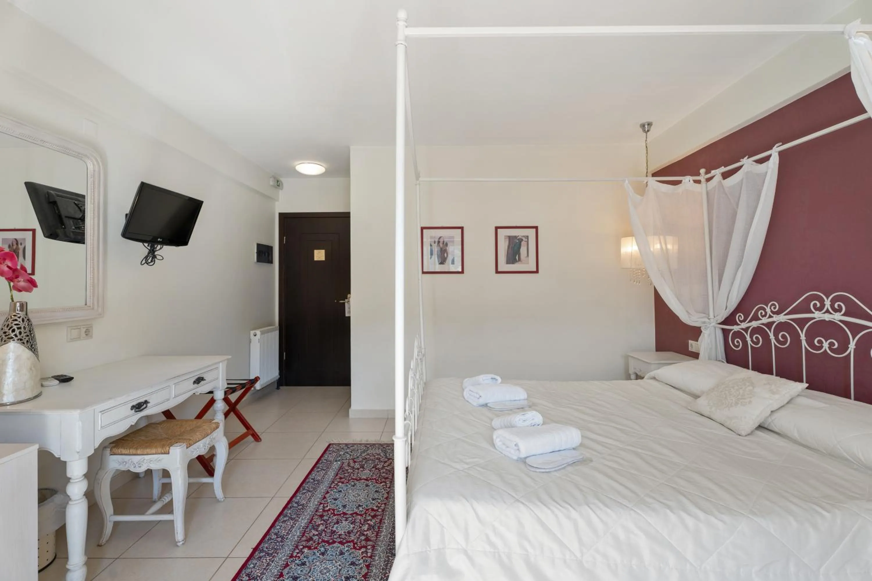 Bed in Aerinon Guesthouse