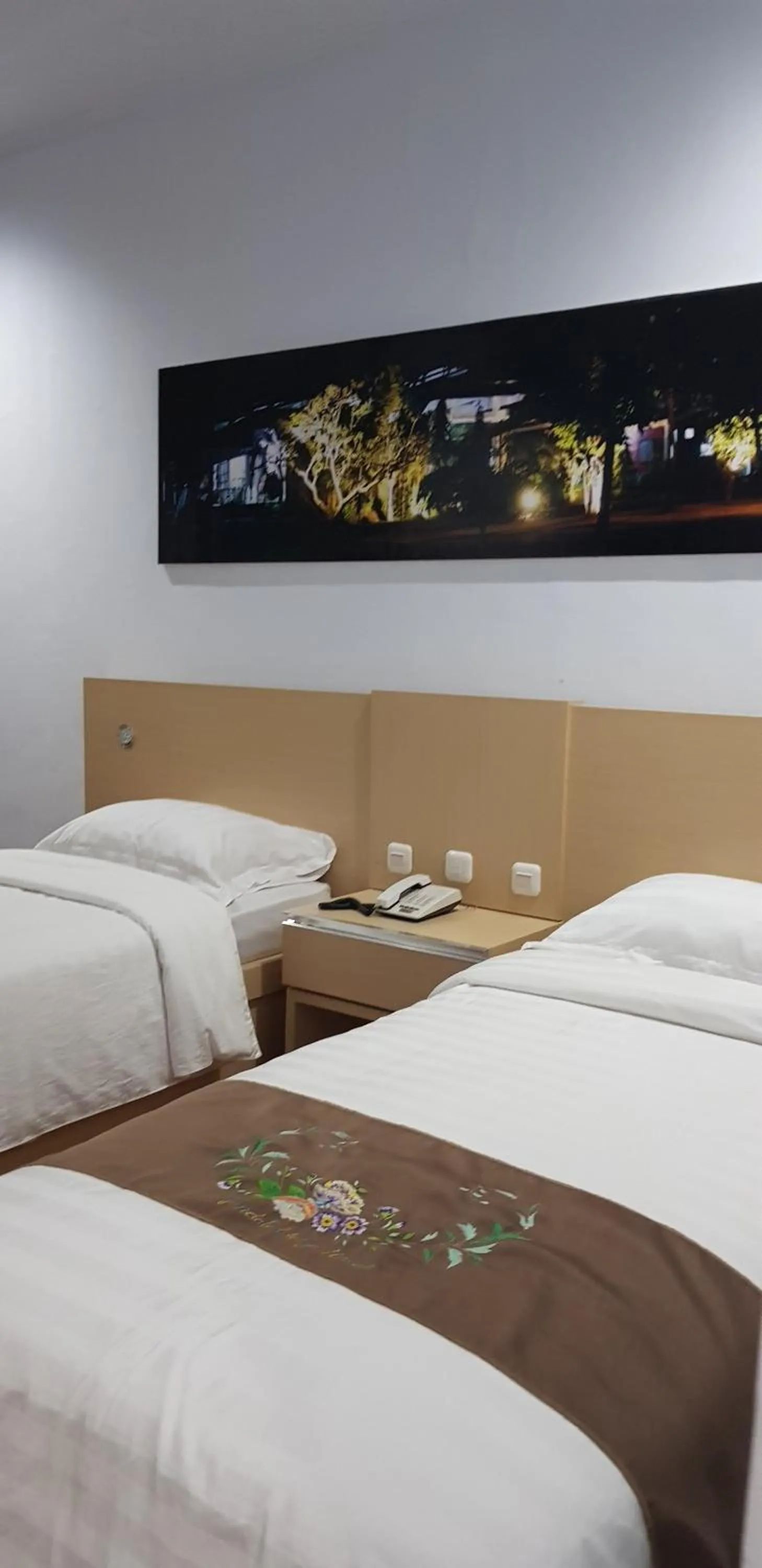 Bed in Mandalawangi Hotel Syariah