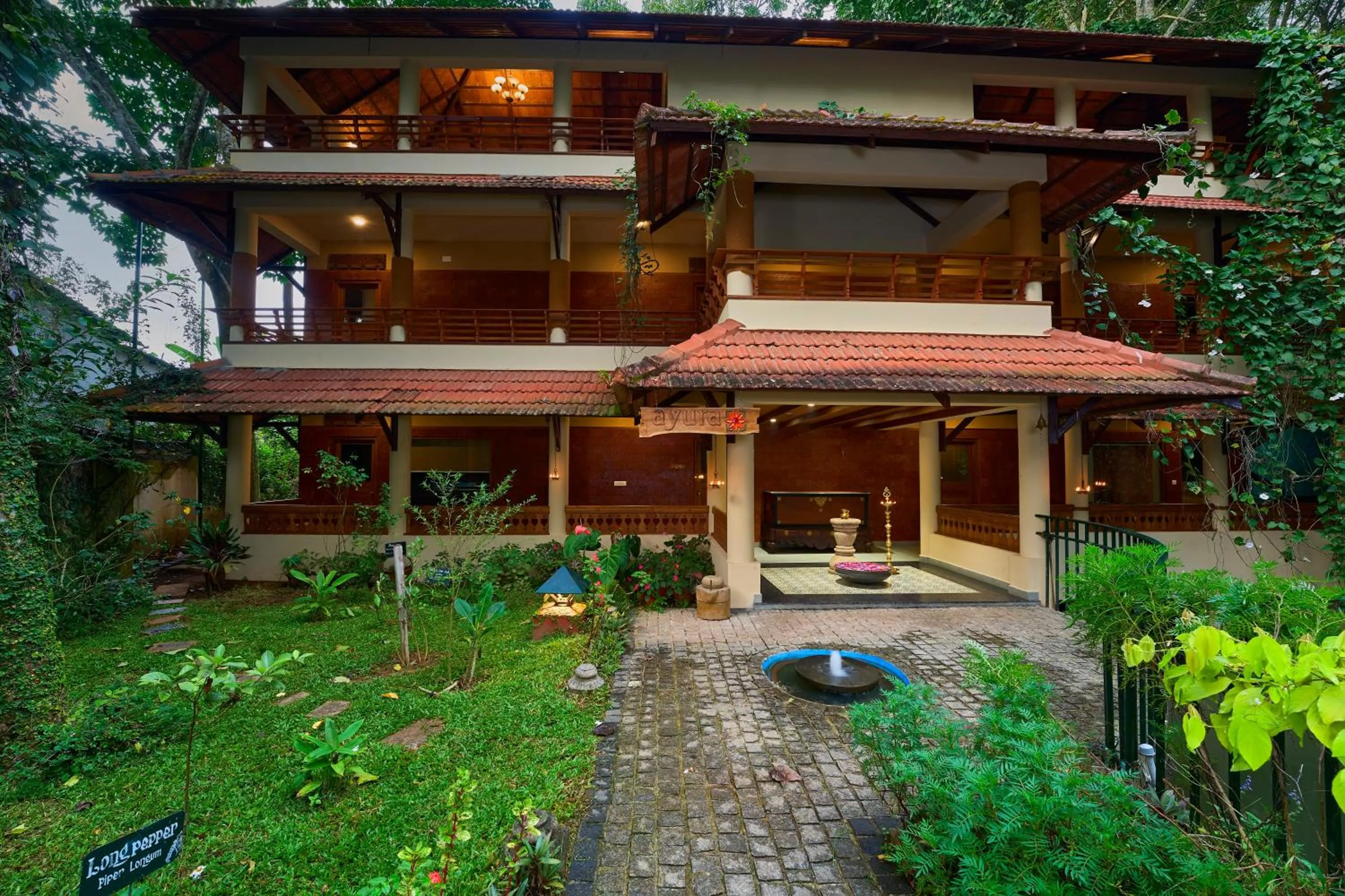 Spa and wellness centre/facilities in Cardamom County by Xandari