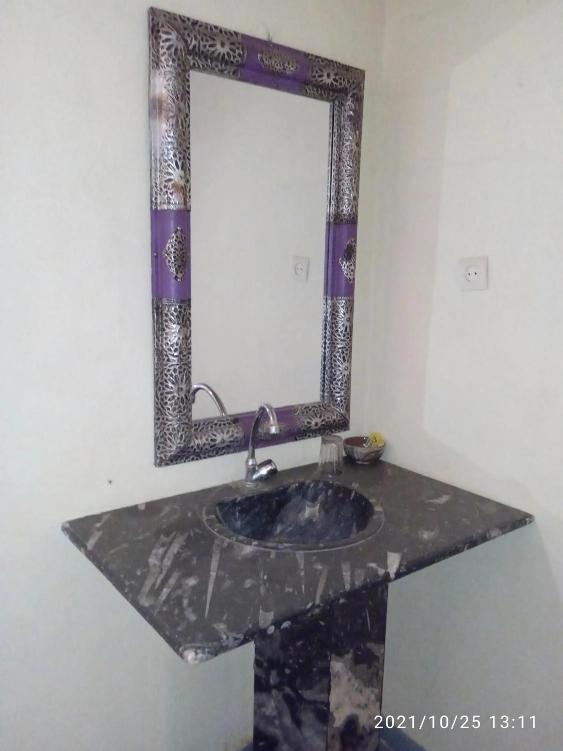 Shower in La Vallée des Dunes - Auberge, randonnées et circuits