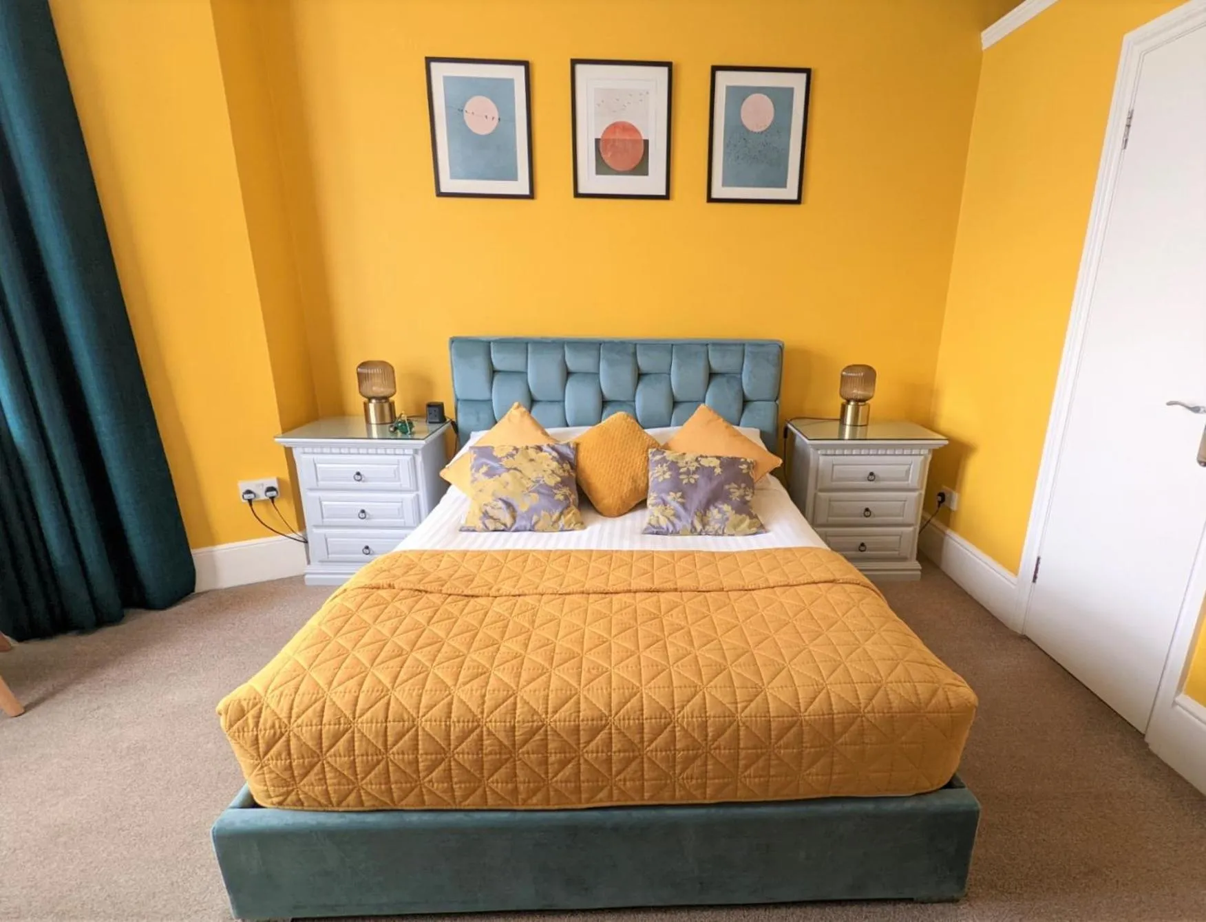 Bedroom, Bed in Villa Marina