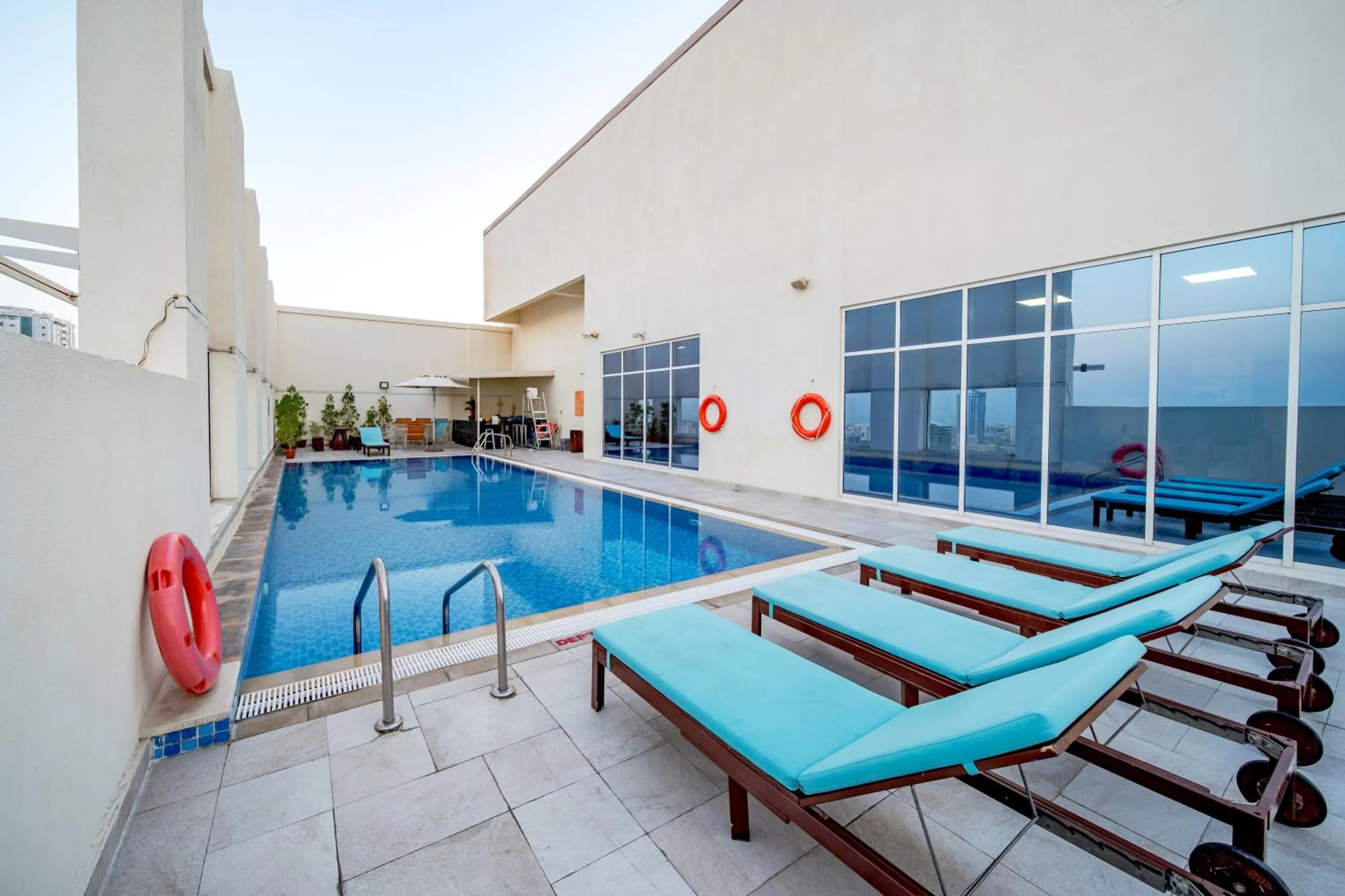 Swimming pool in Citymax Hotel Ras Al Khaimah