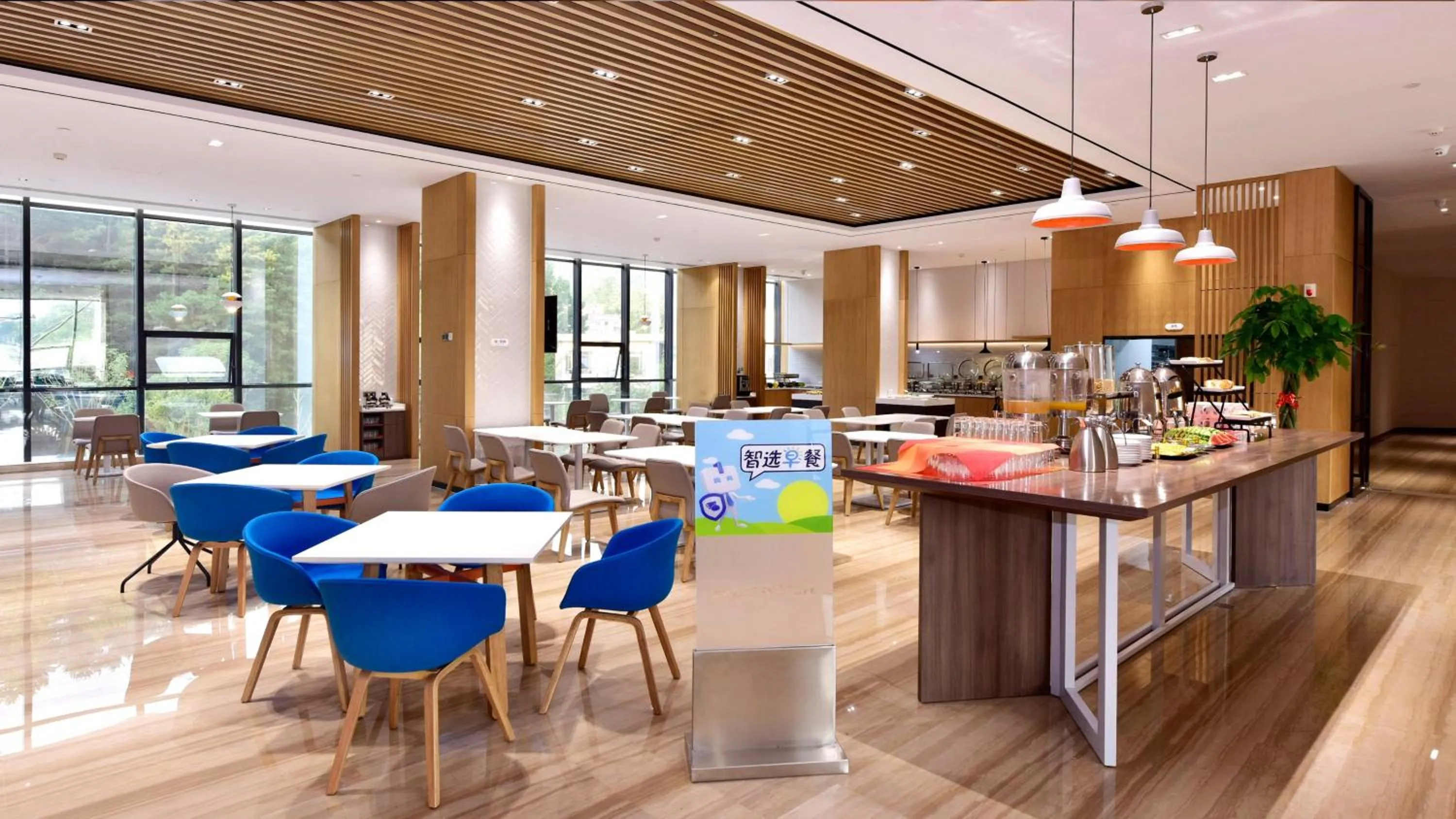 Breakfast in Holiday Inn Express Luanchuan by IHG