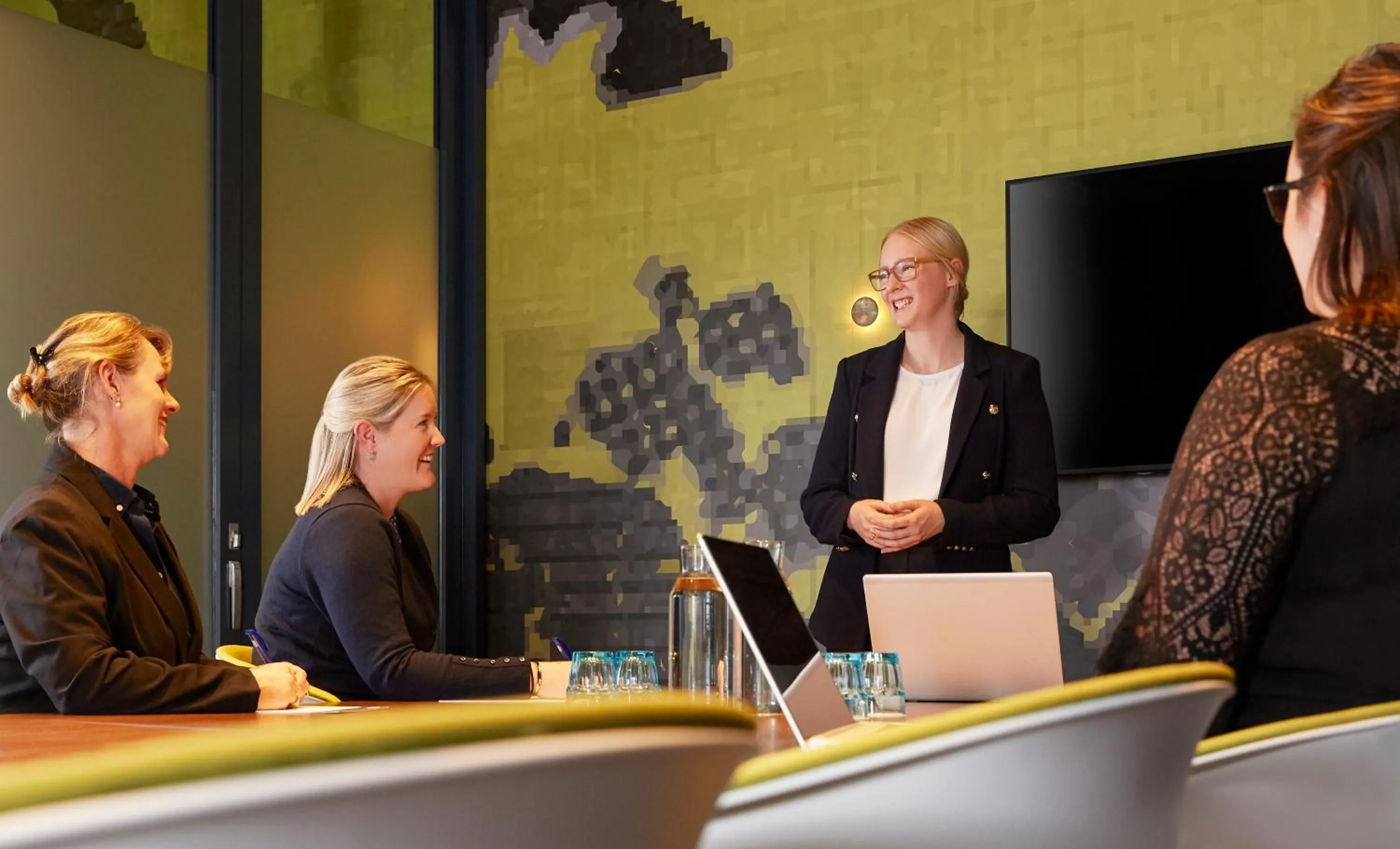 Meeting/conference room in Holiday Inn Express Newcastle by IHG