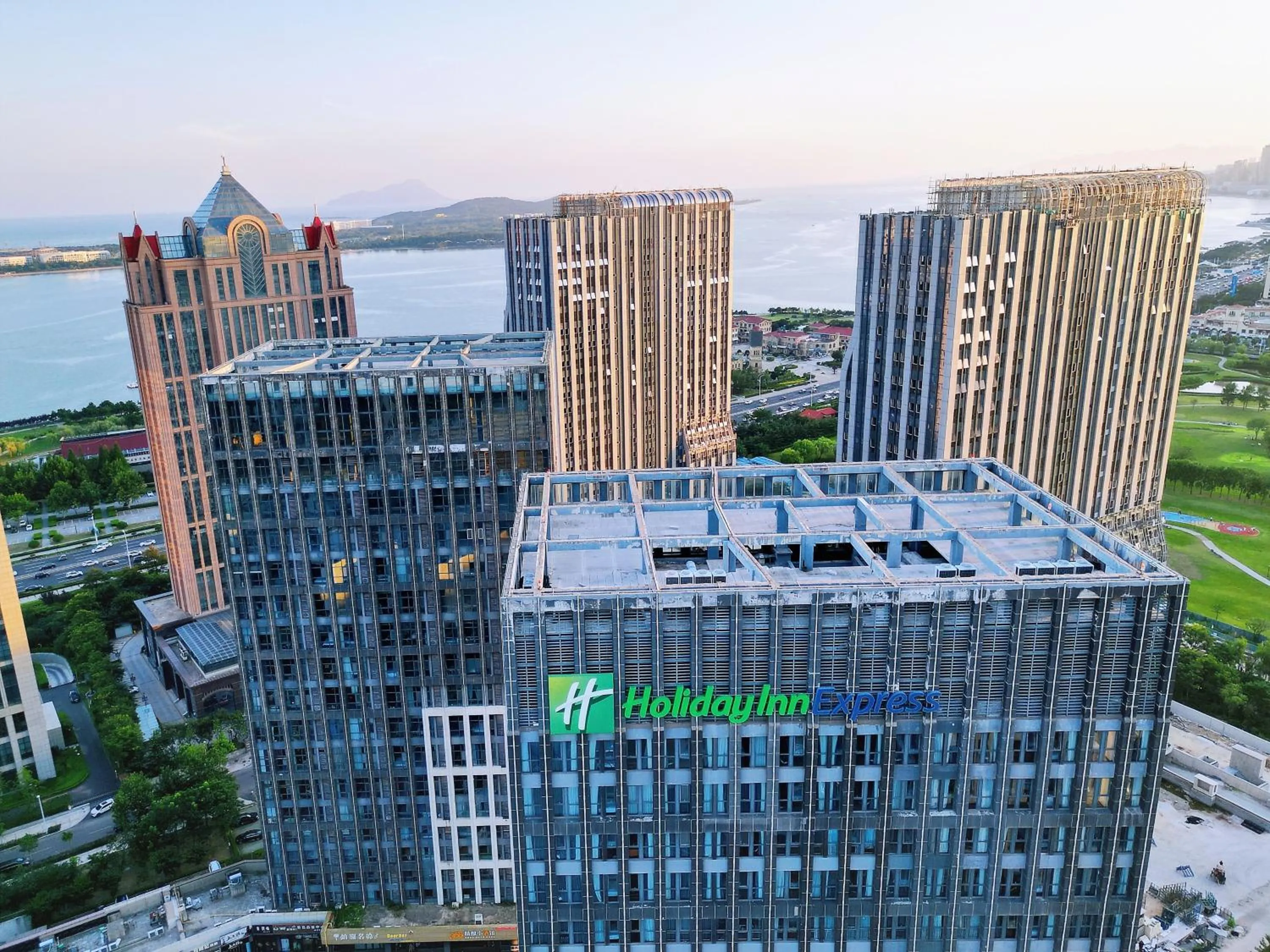 Property building in Holiday Inn Express - Qingdao West Coast by IHG