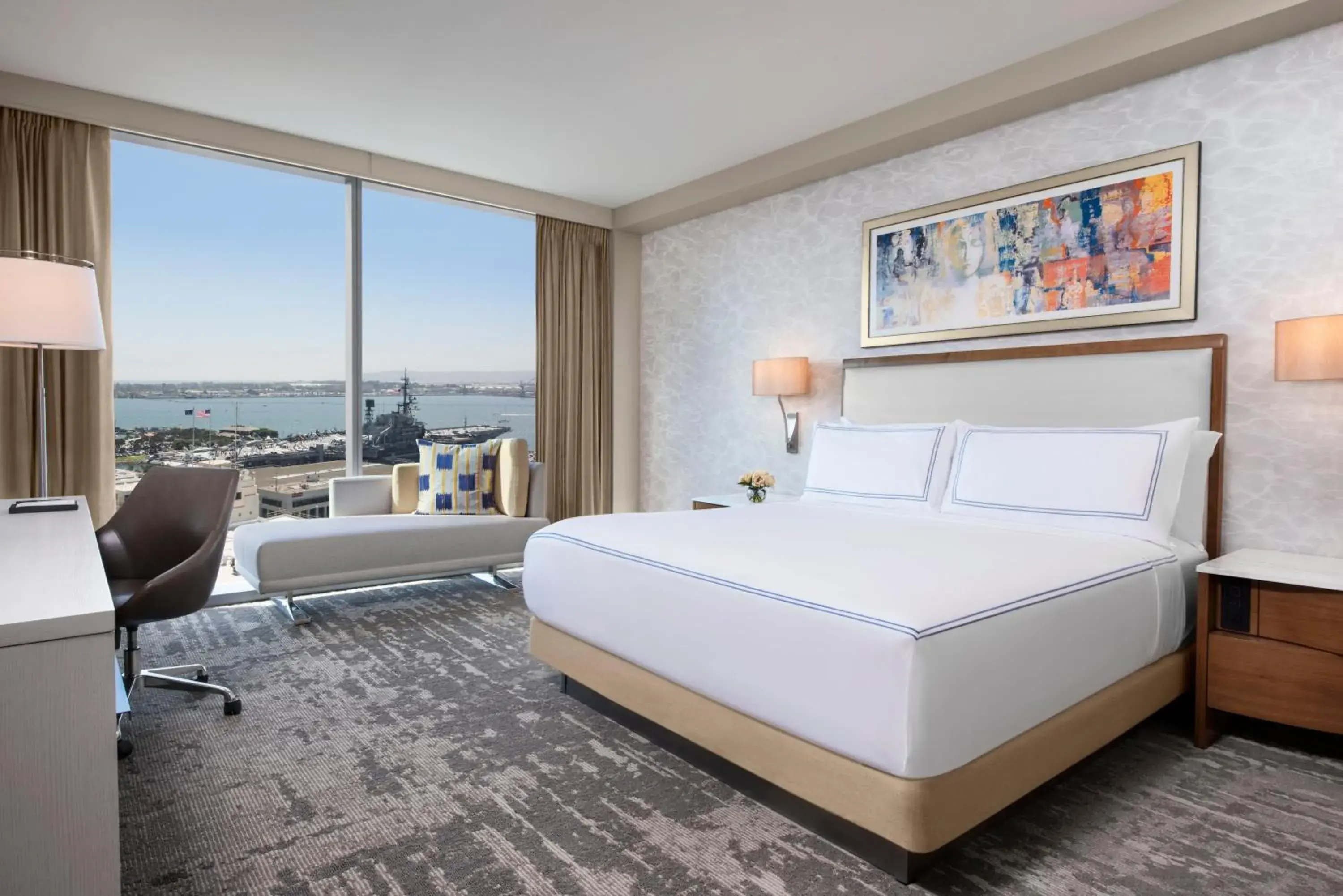 Premium King Room with Harbor View in InterContinental San Diego by IHG Premium King Room with Harbor View in InterContinental San Diego by IHG
