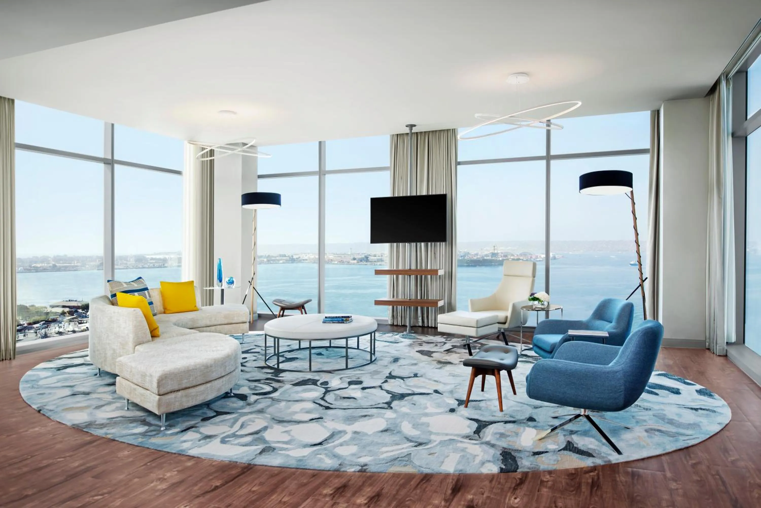 Bedroom in InterContinental San Diego by IHG