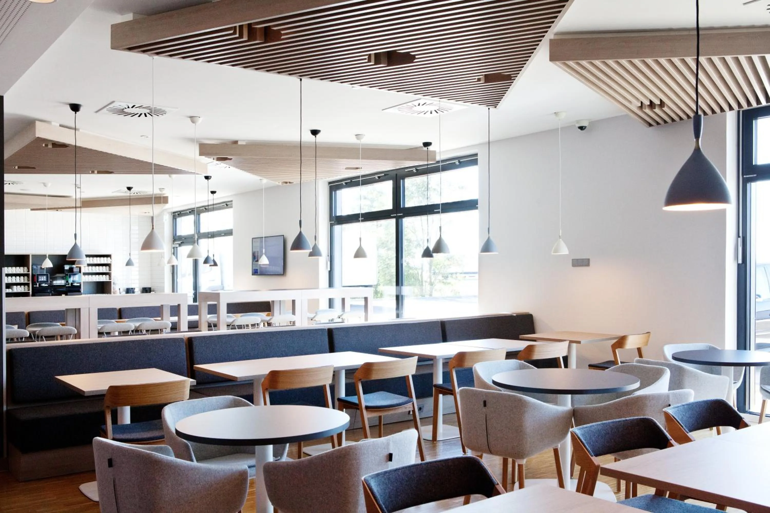 Restaurant/places to eat in Holiday Inn Express - Ringsheim by IHG