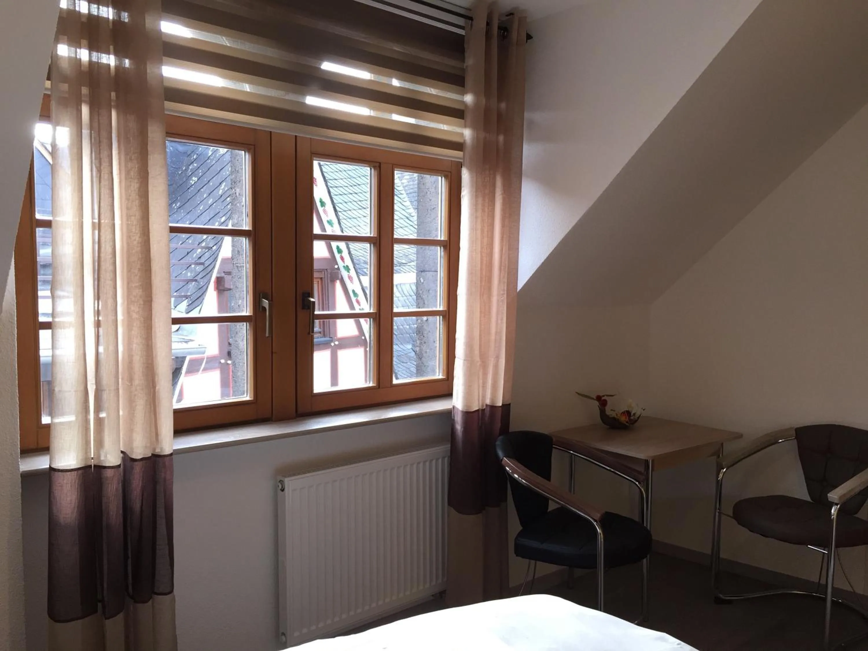 Decorative detail, Bed in Hotel Zur Dorfschänke