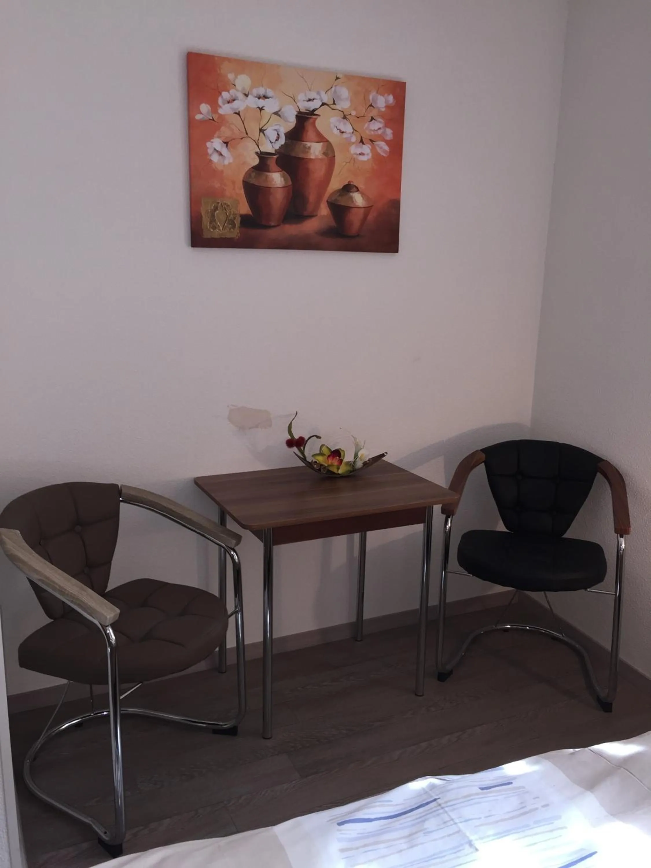 Seating area in Hotel Zur Dorfschänke