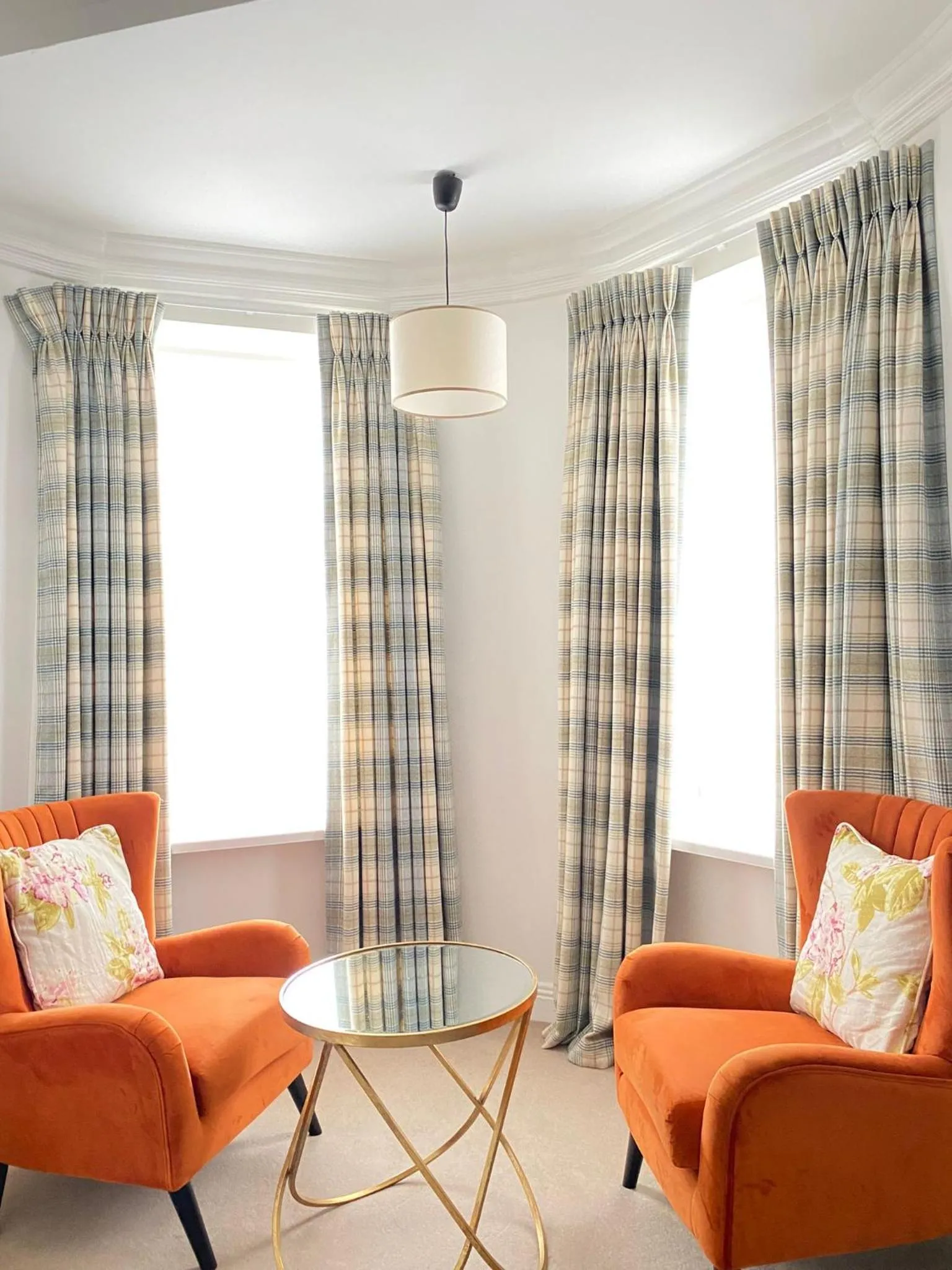 Tom Dick and Harriet's Accommodation