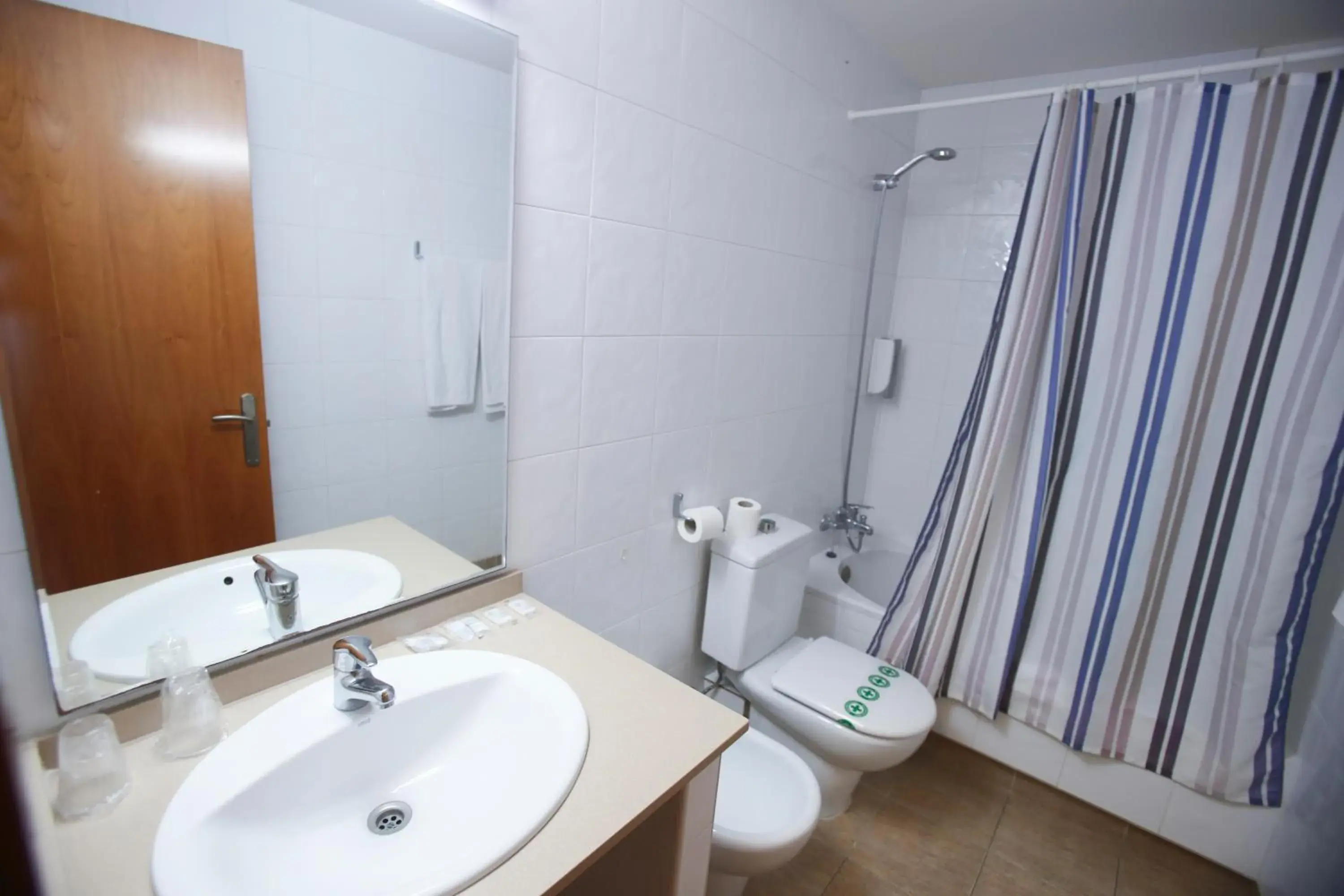 Standard Double or Twin Room in Gatell Hotel Standard Double or Twin Room in Gatell Hotel