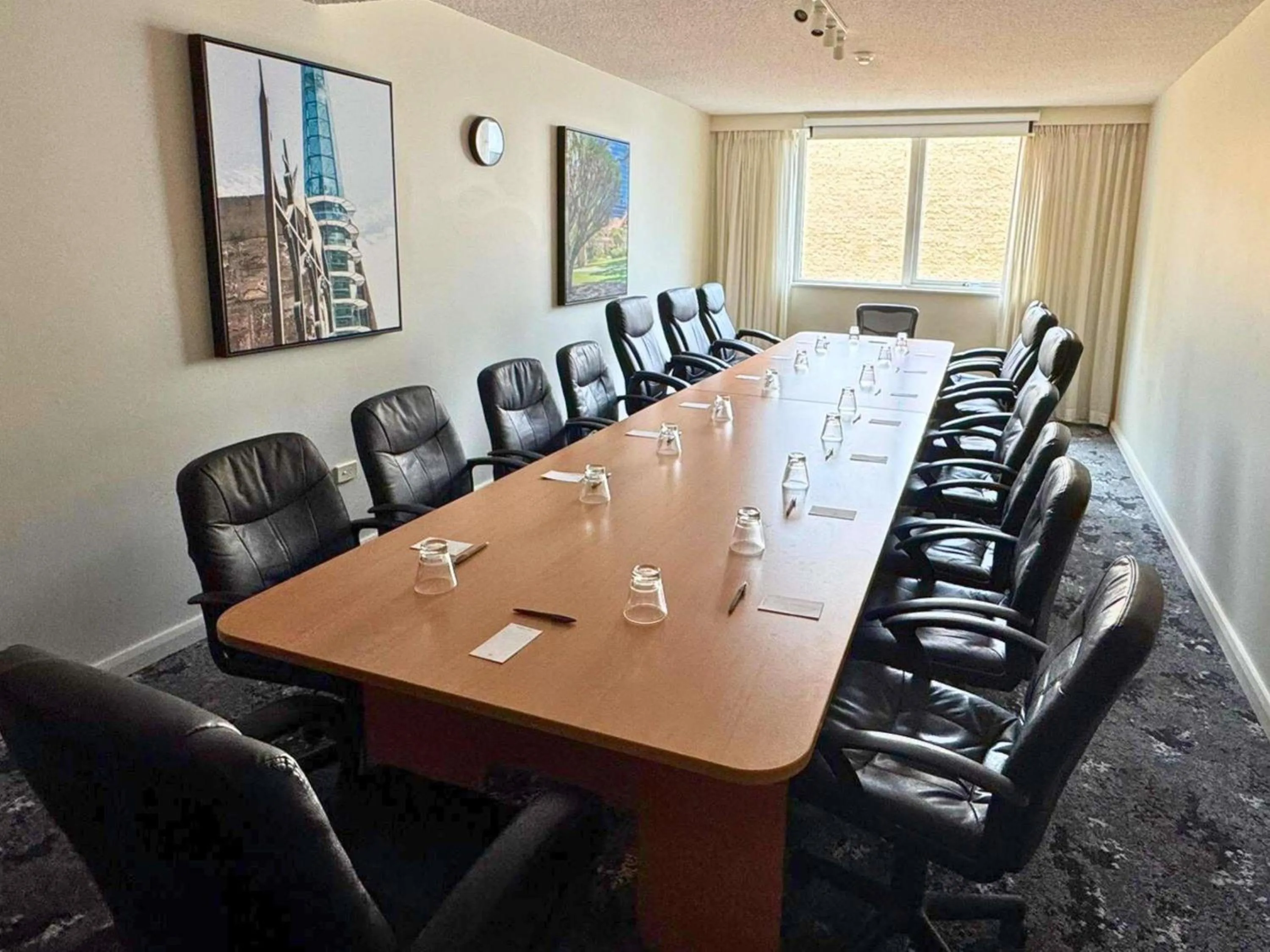 Meeting/conference room in Mercure Perth On Hay