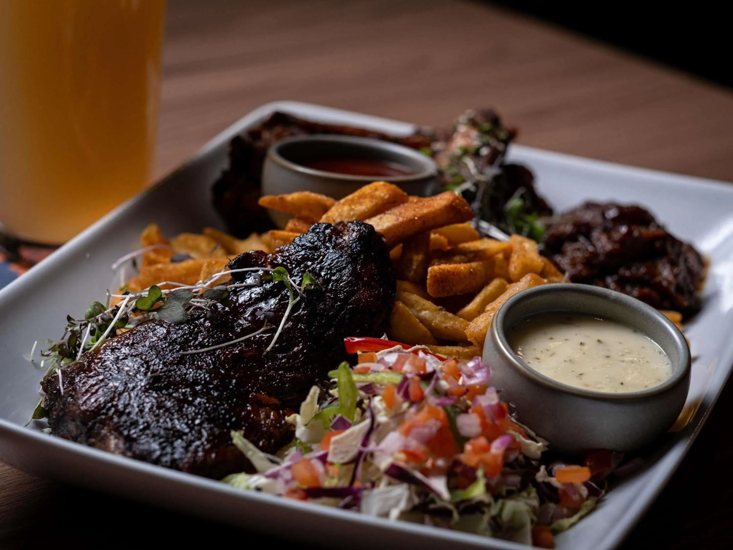 Restaurant/places to eat in Mercure Perth On Hay