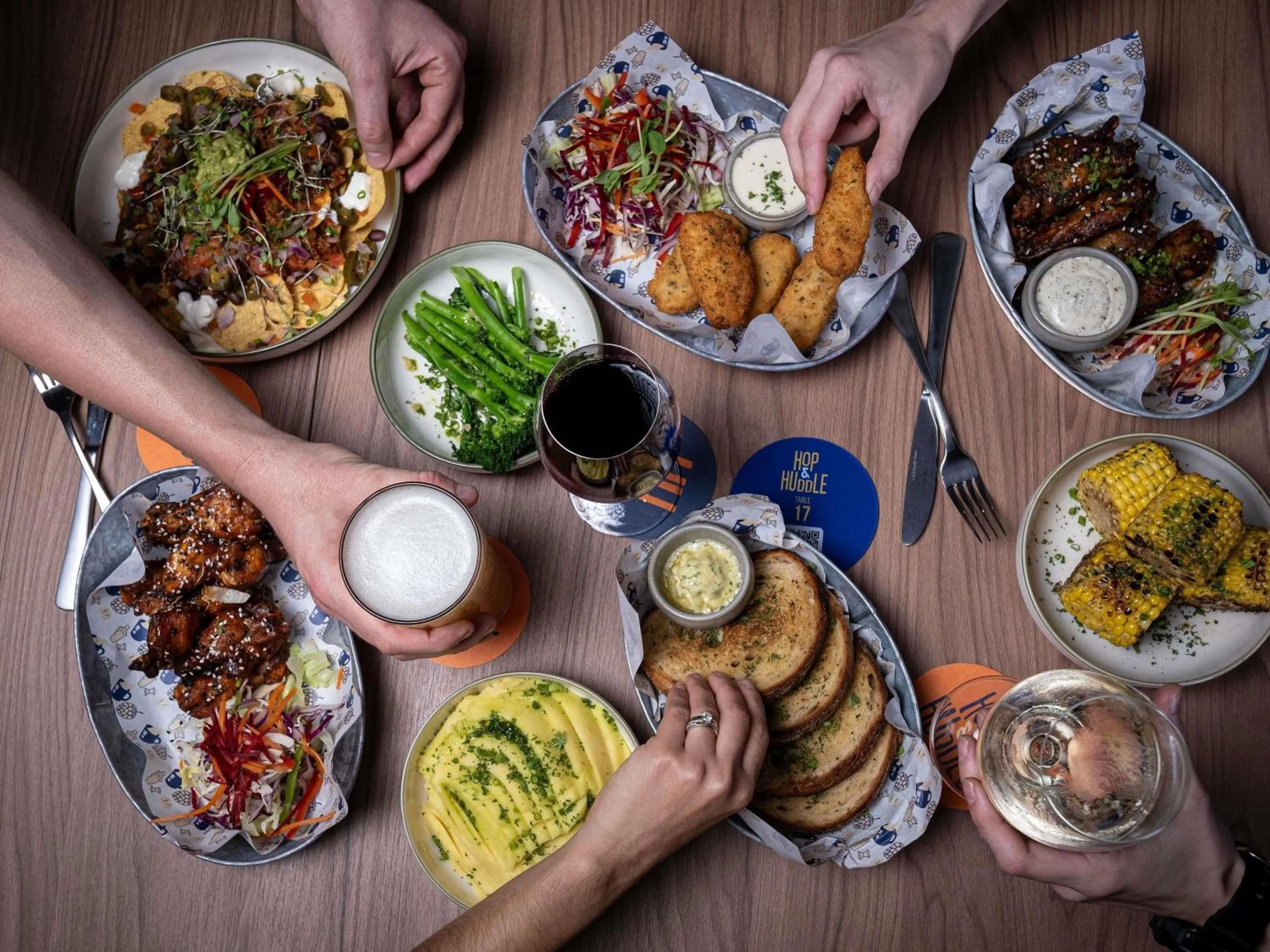 Lounge or bar in Mercure Perth On Hay