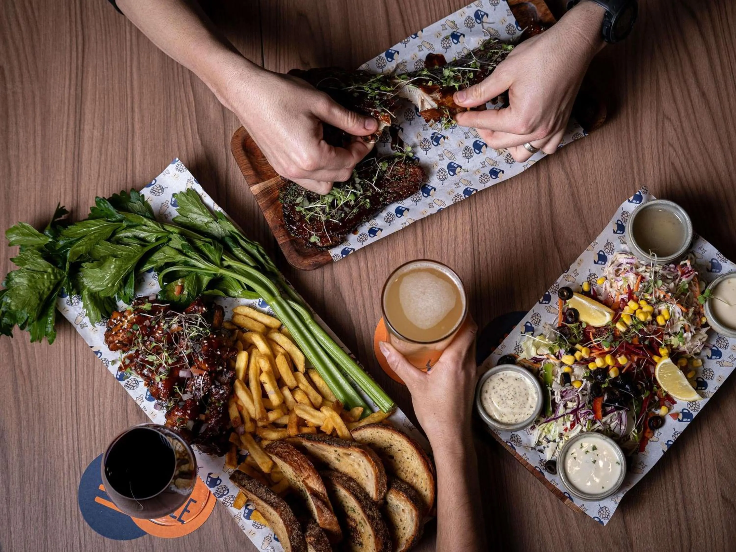 Restaurant/places to eat in Mercure Perth On Hay