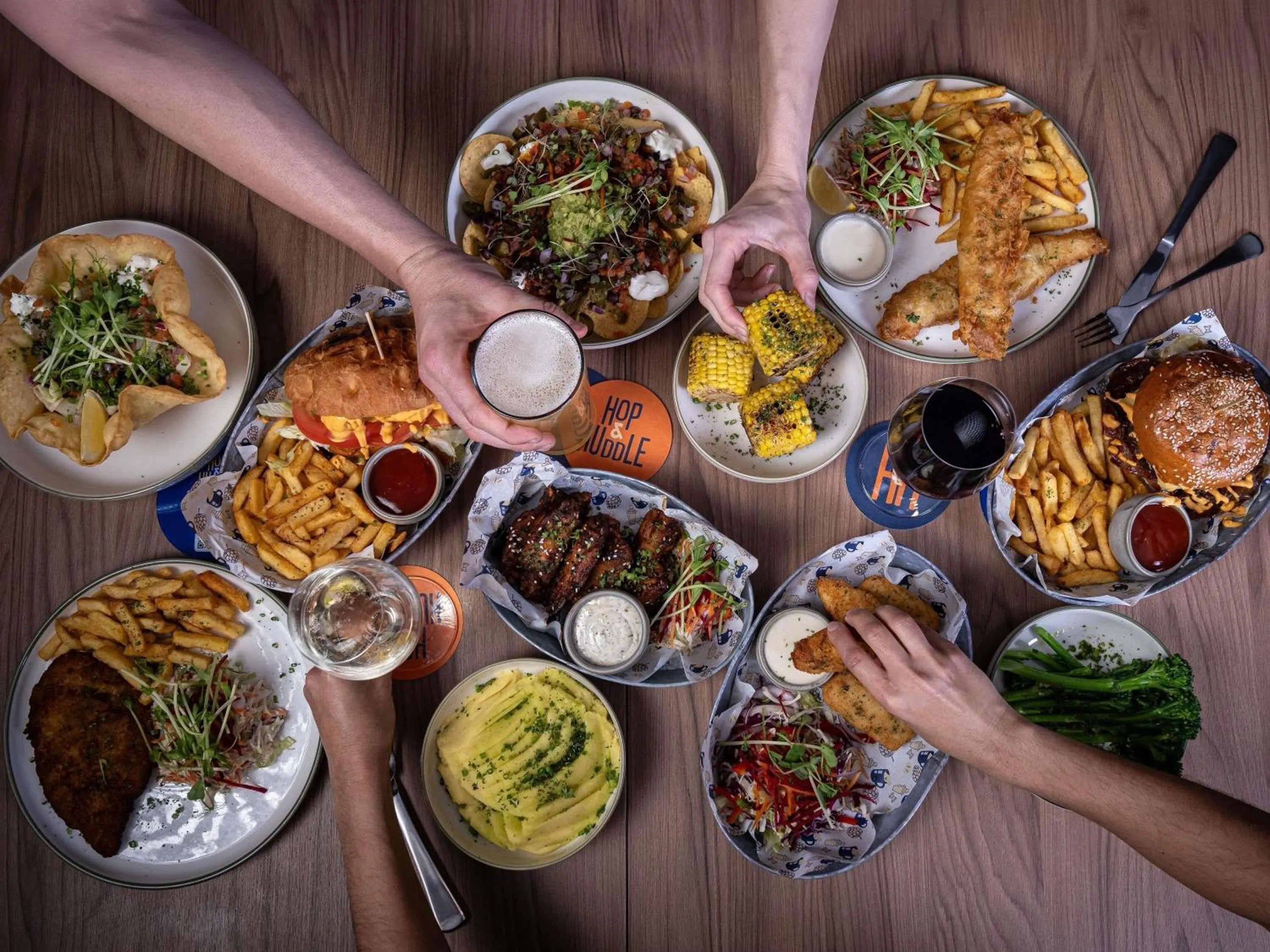 Lounge or bar in Mercure Perth On Hay