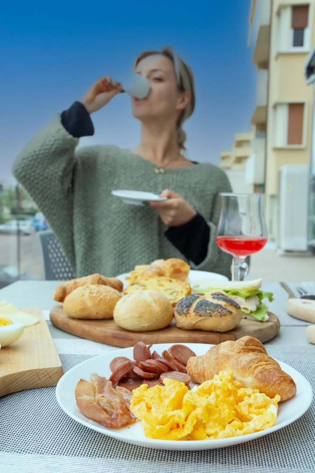 Continental breakfast in Hotel Atlas