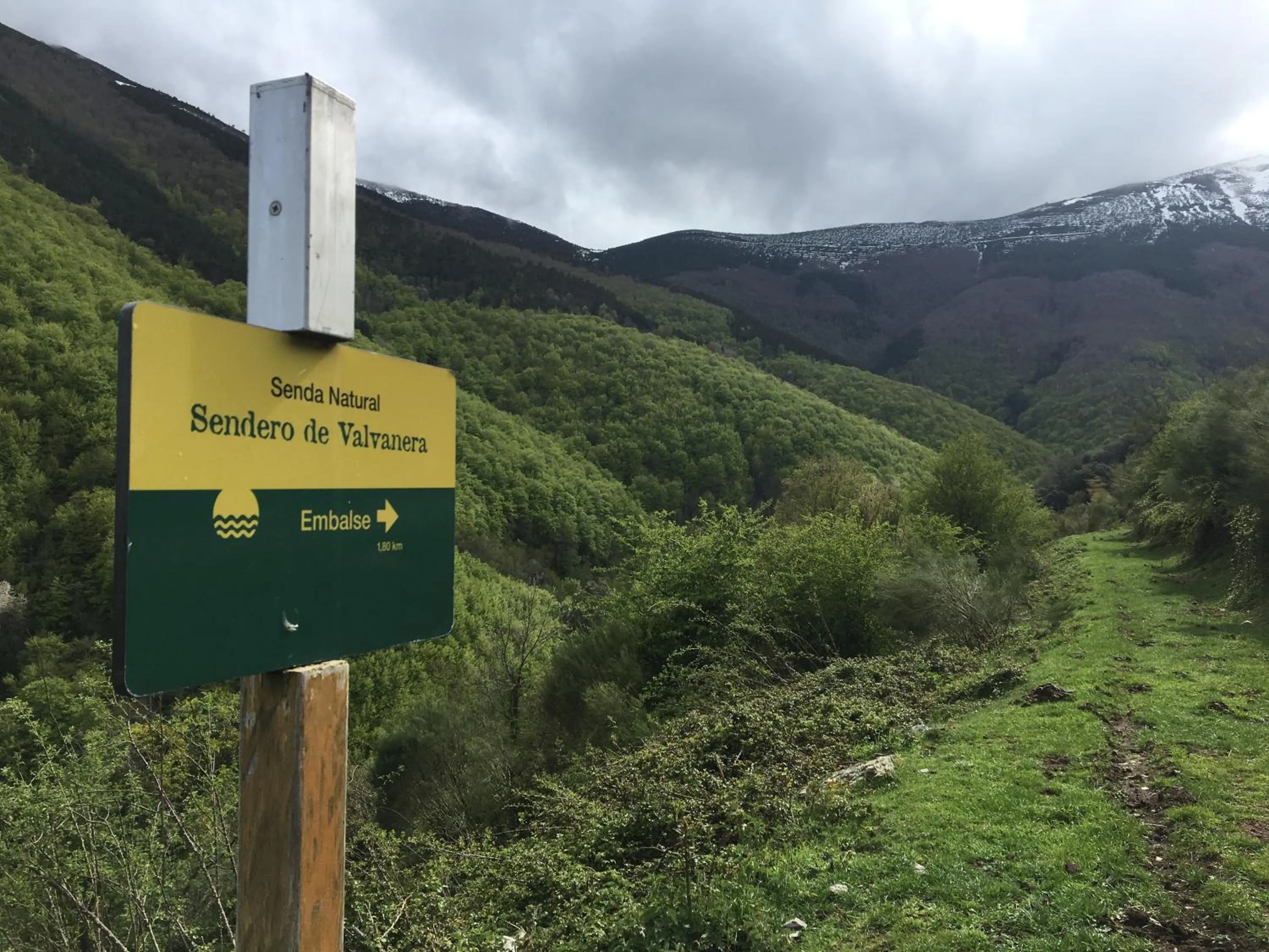 Hiking in MONASTERIO de SANTA MARÍA DE VALVANERA