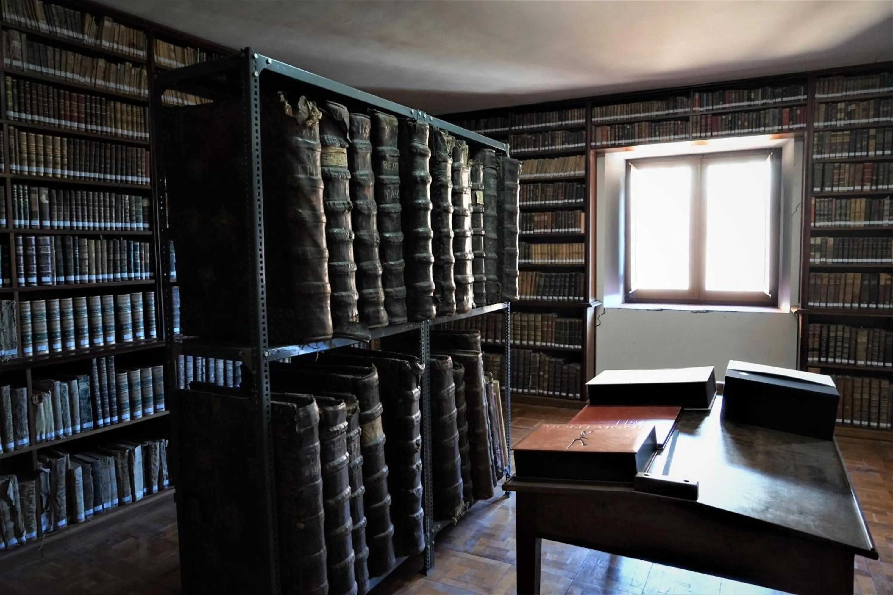 MONASTERIO de SANTA MARÍA DE VALVANERA