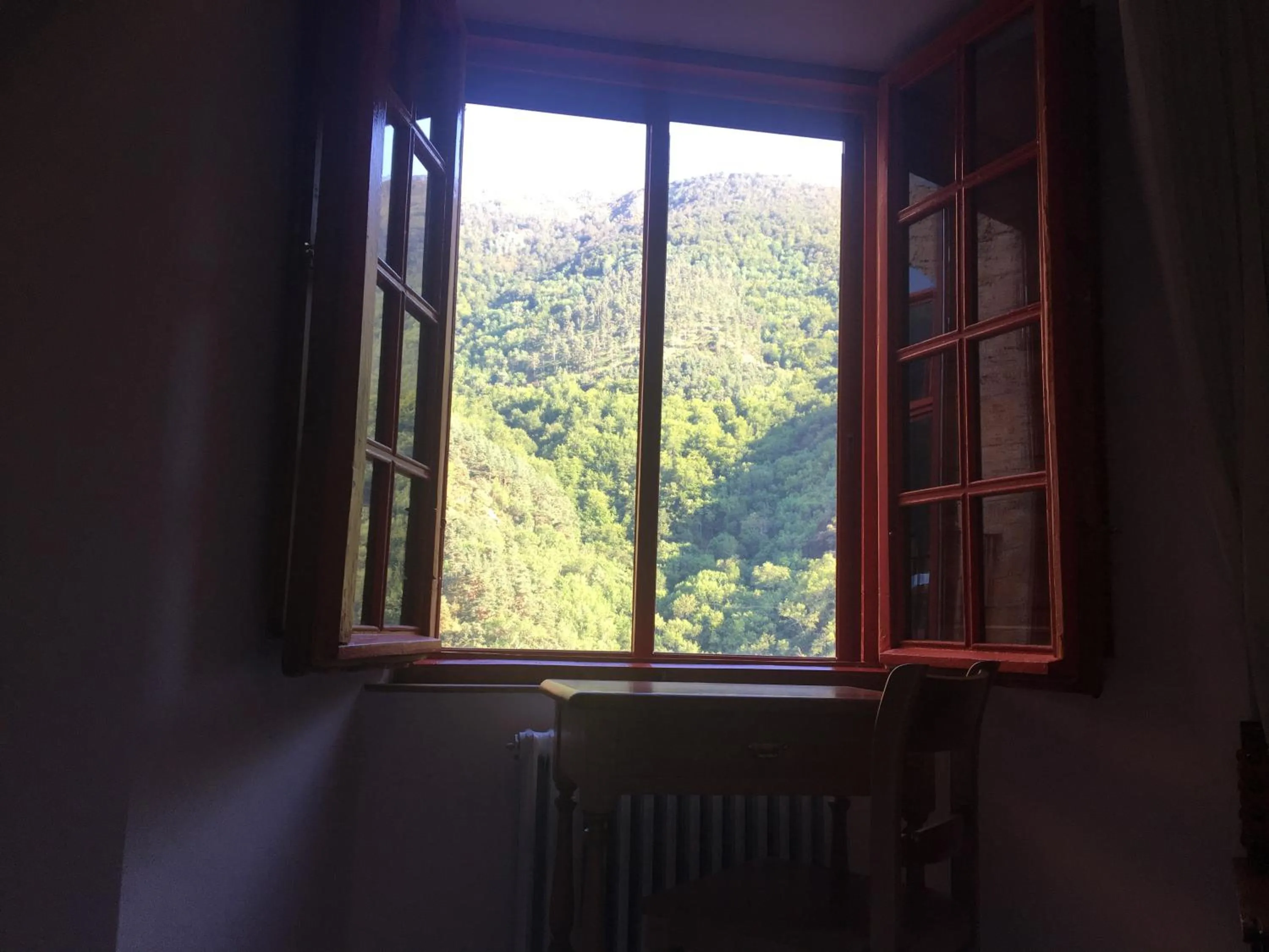 MONASTERIO de SANTA MARÍA DE VALVANERA