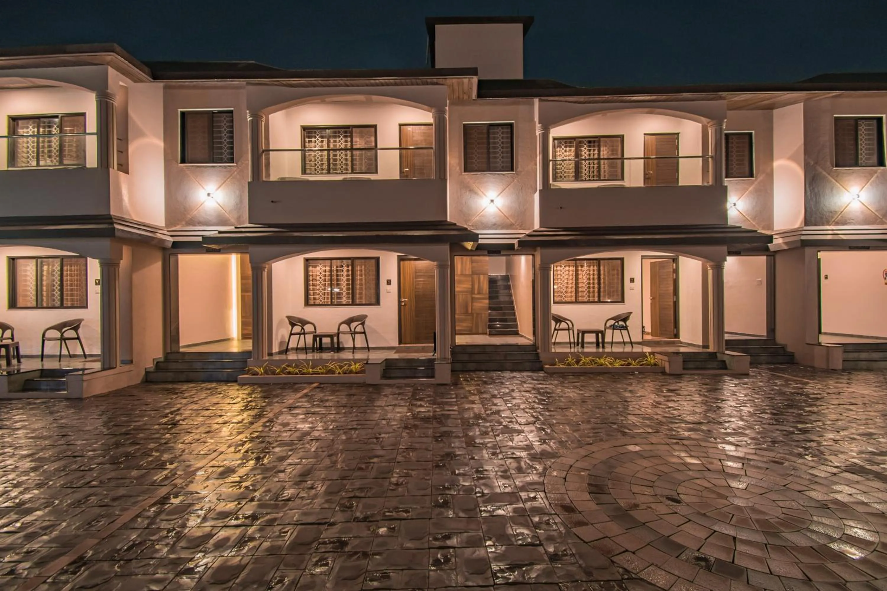 Facade/entrance in Treebo Five Elements, Lonavala