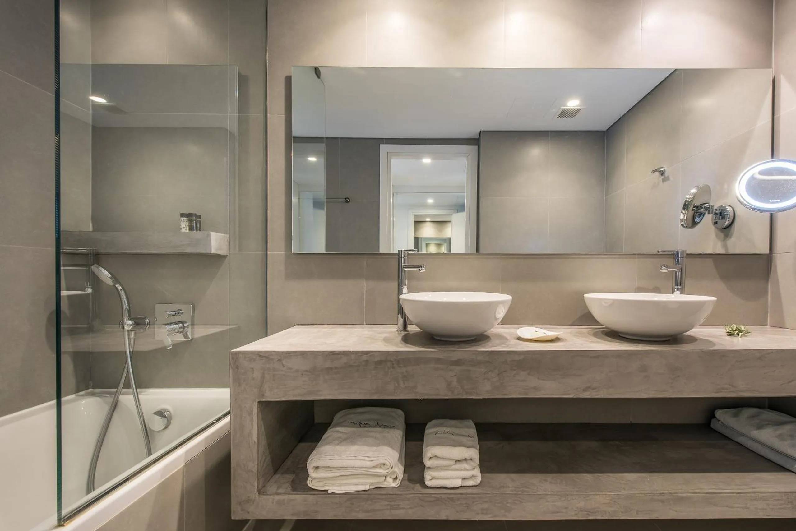 Bathroom in Aqua Bay