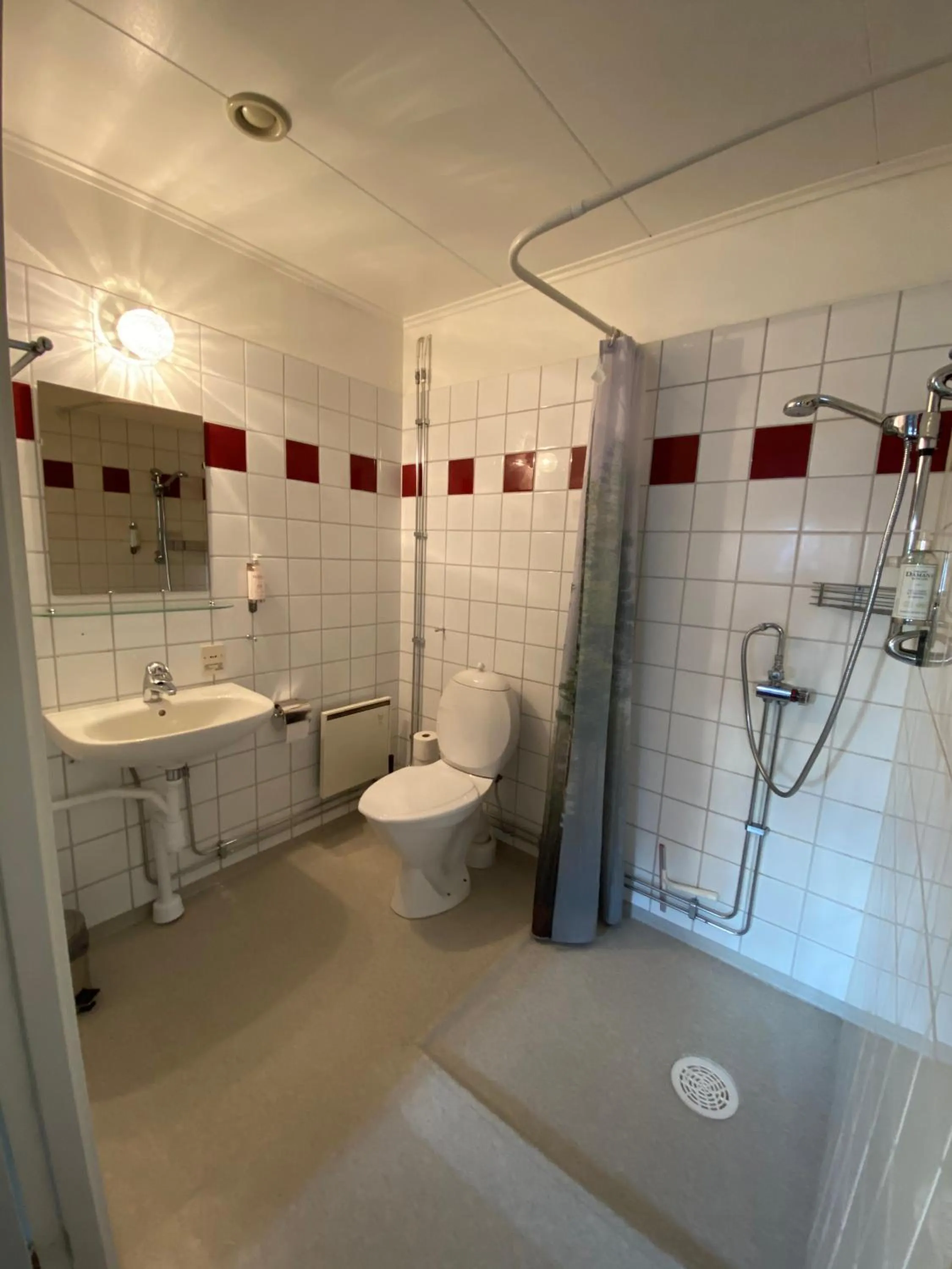 Bathroom in Broby Gästgivaregård