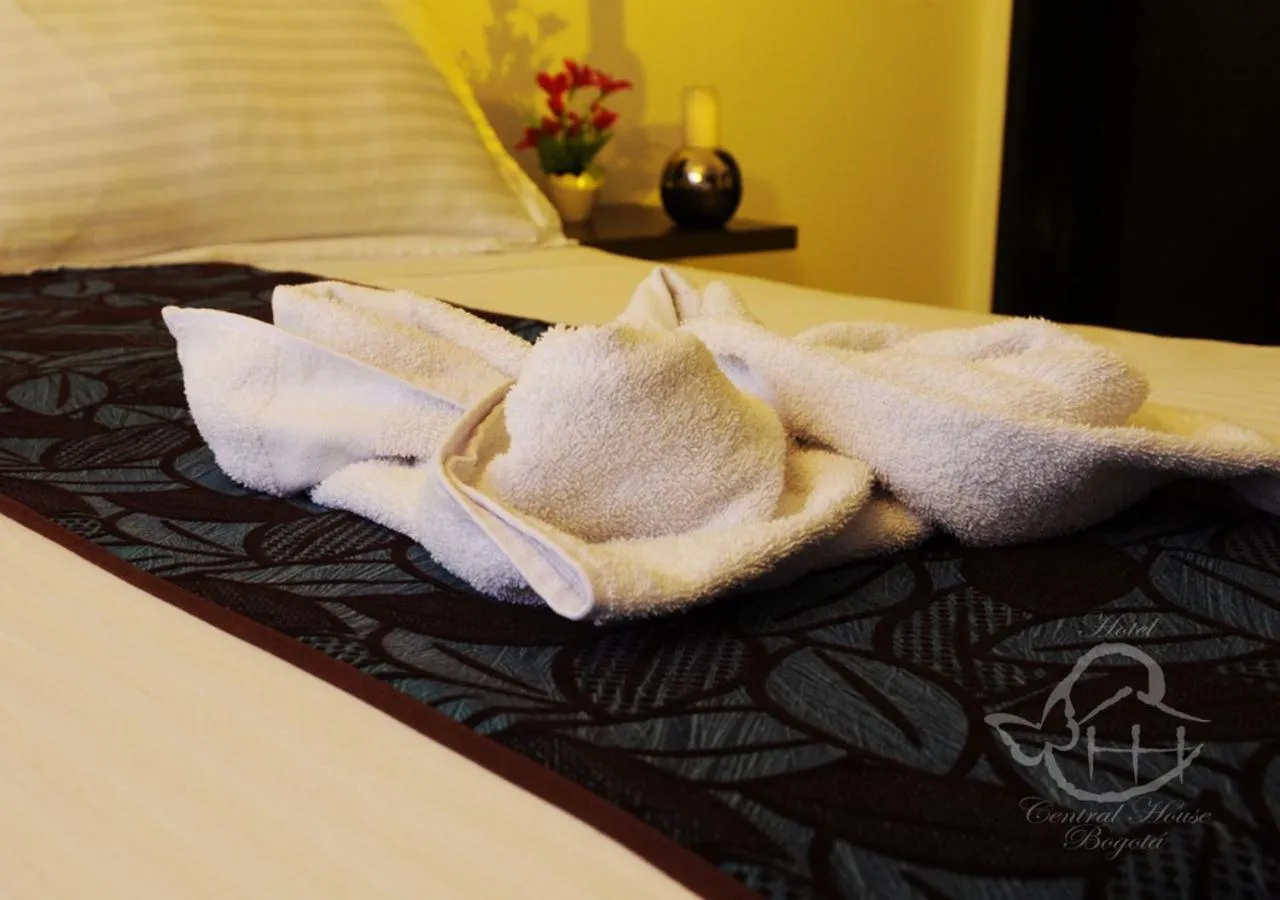 bunk bed, Bed in Hotel Central House a 5 min de la Embajada Americana