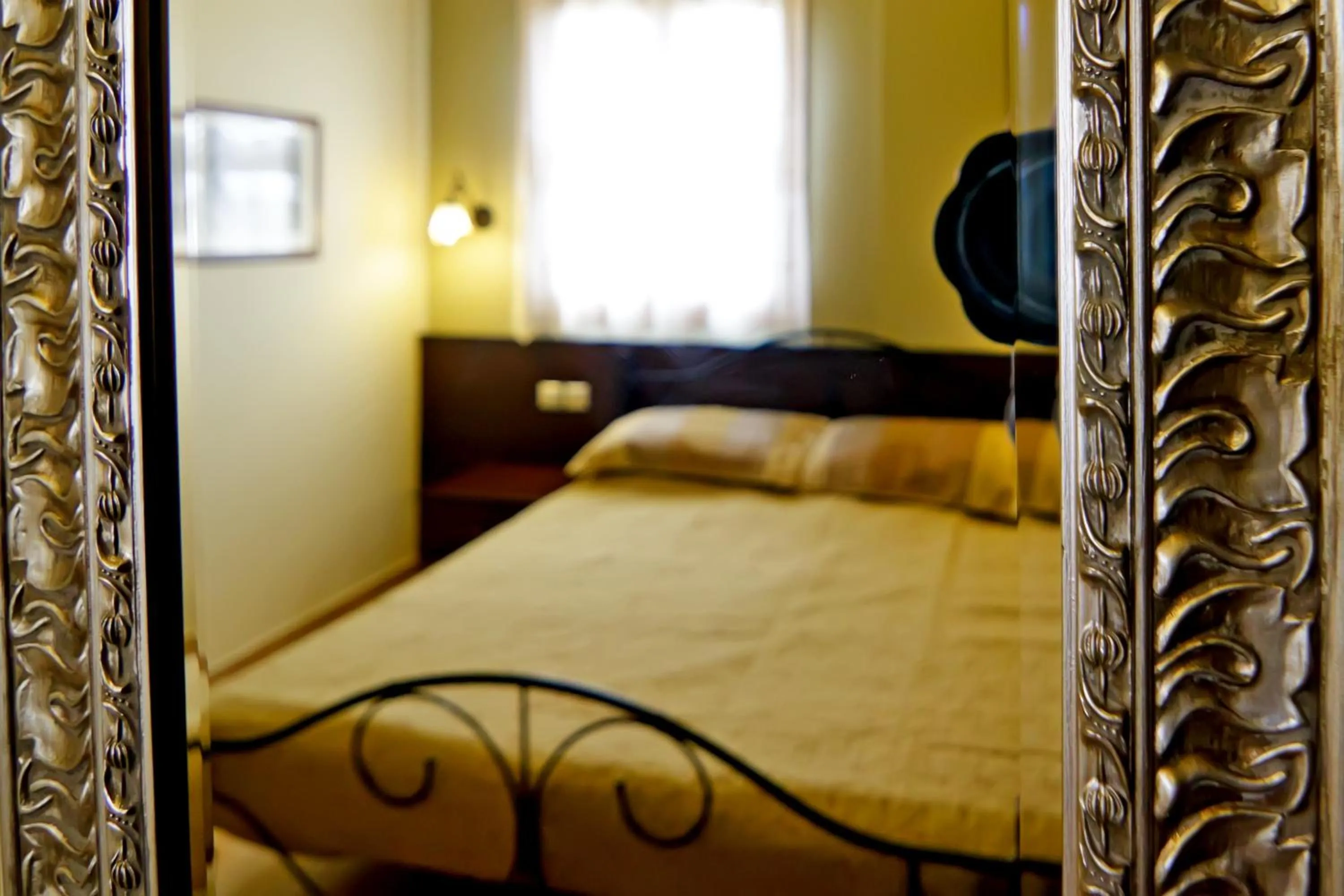 Decorative detail in Minos Pension