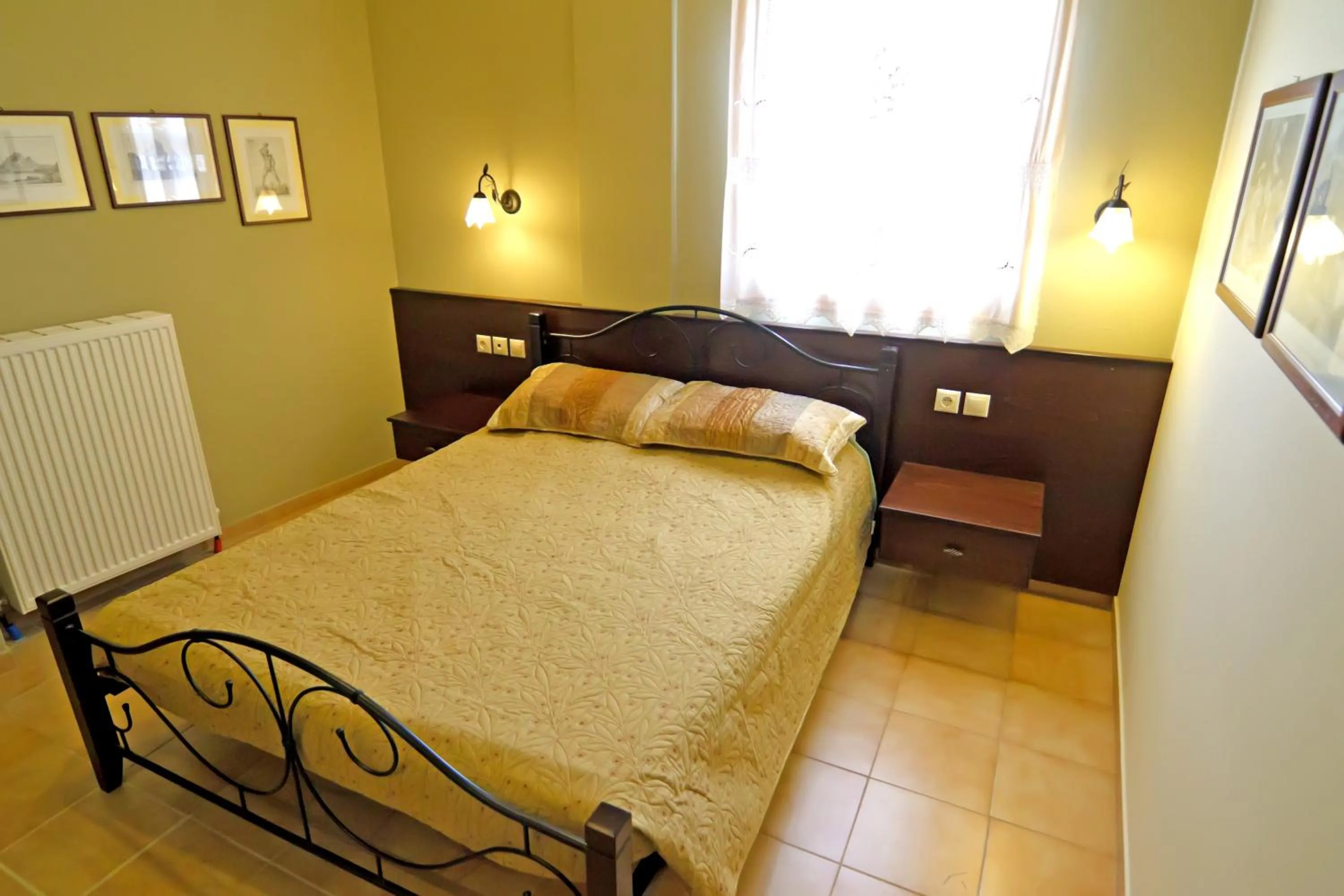 Bed in Minos Pension