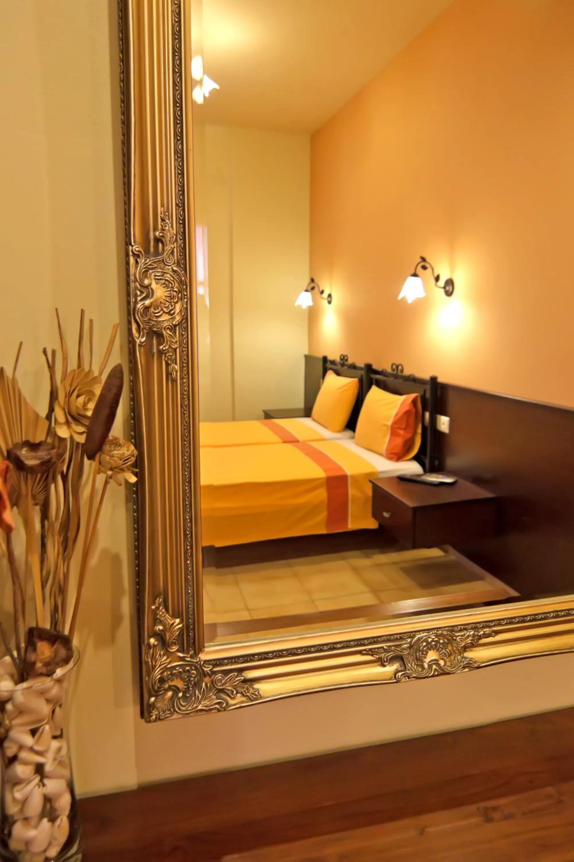 Decorative detail in Minos Pension