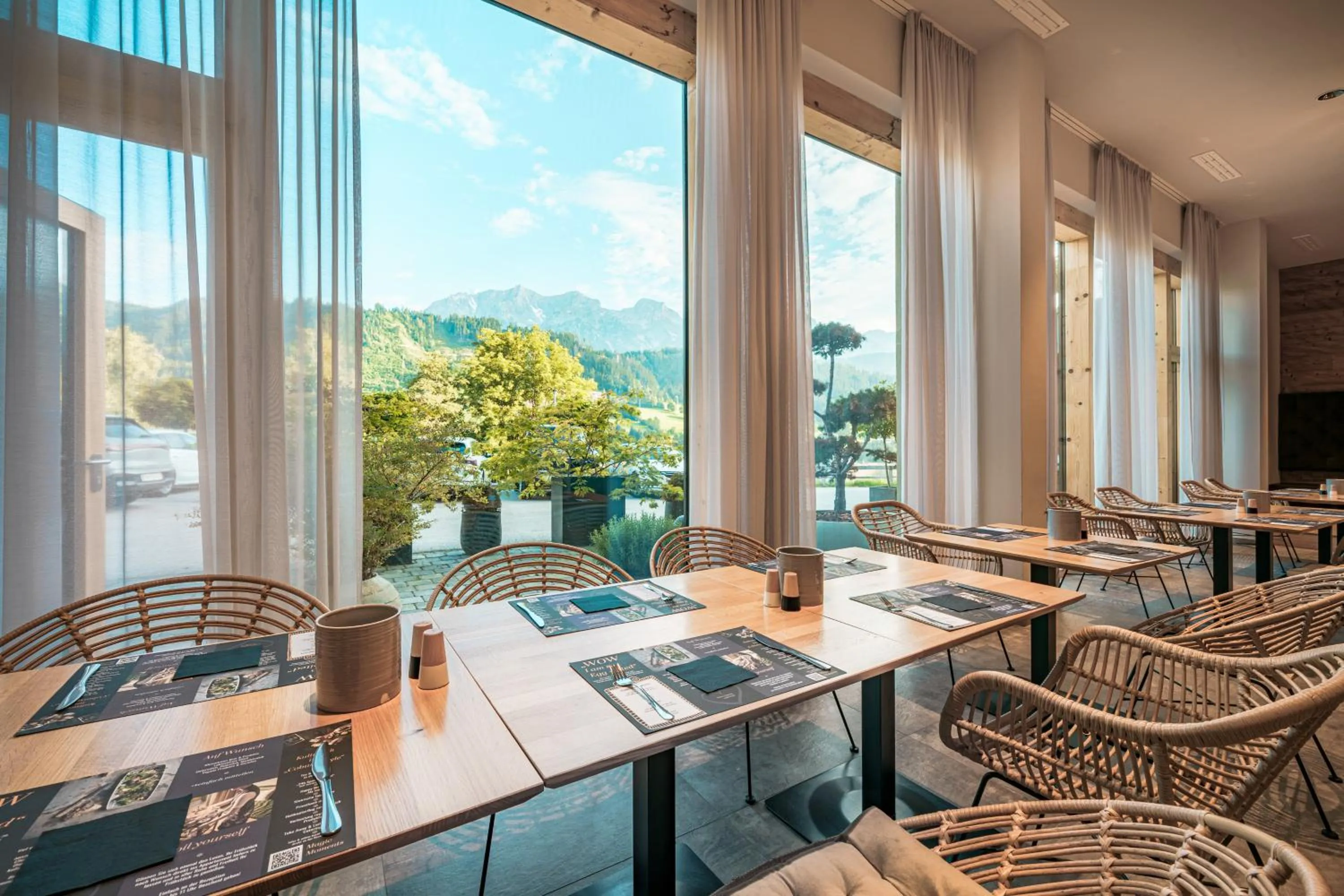 Dining area in Boutique Aparthotel Chalets Coburg