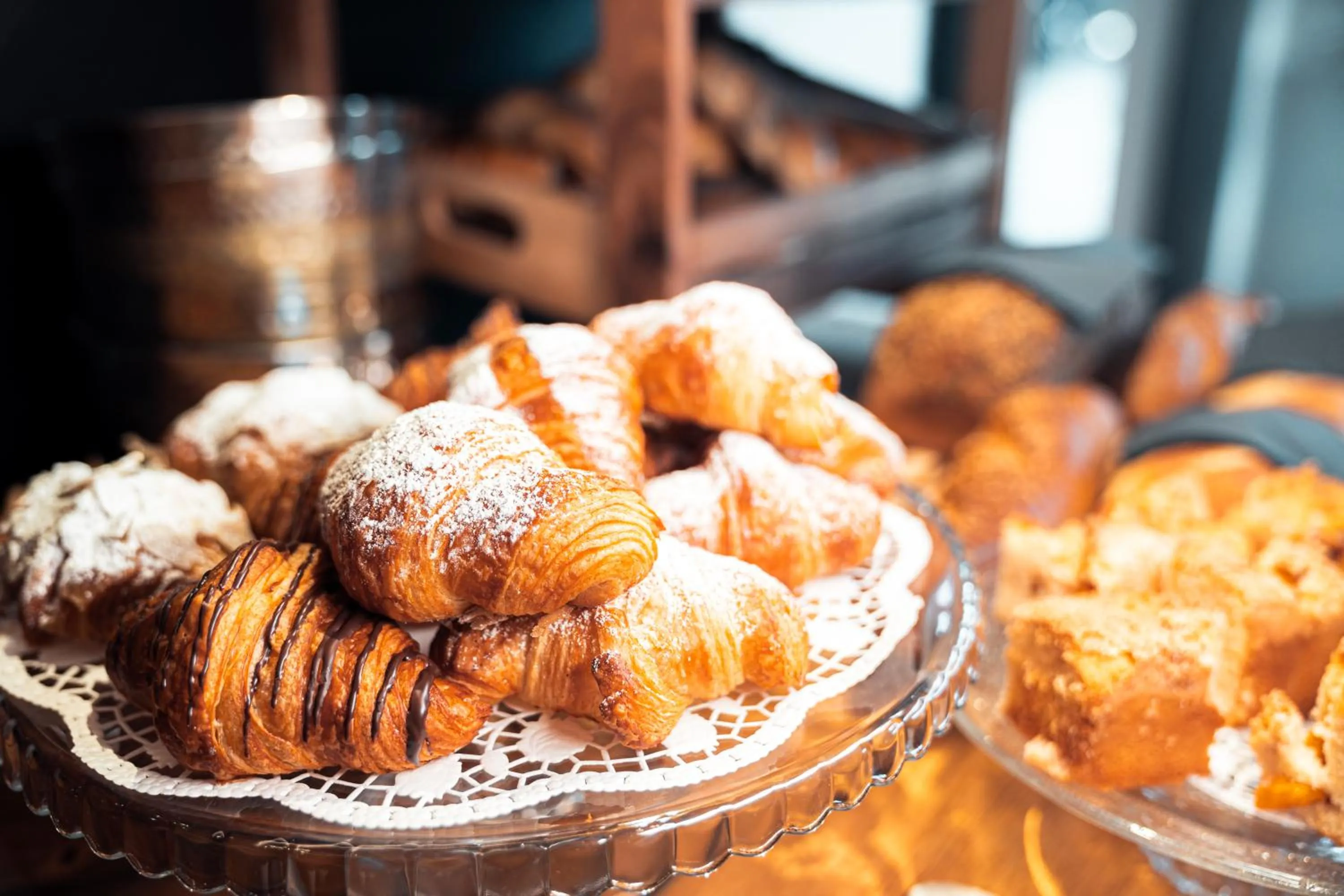 Breakfast in Boutique Aparthotel Chalets Coburg
