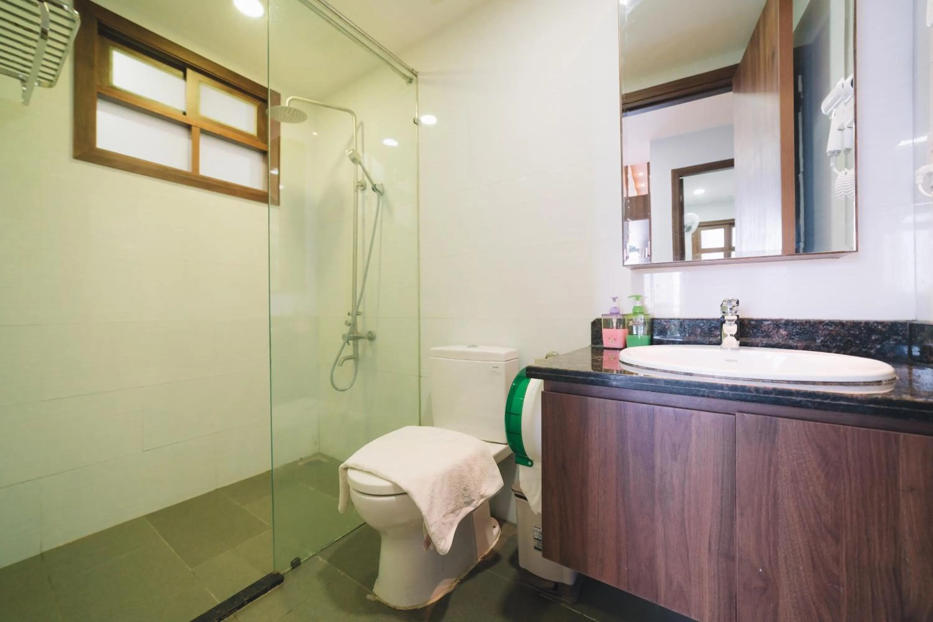 Shower in Dalat Center Residence