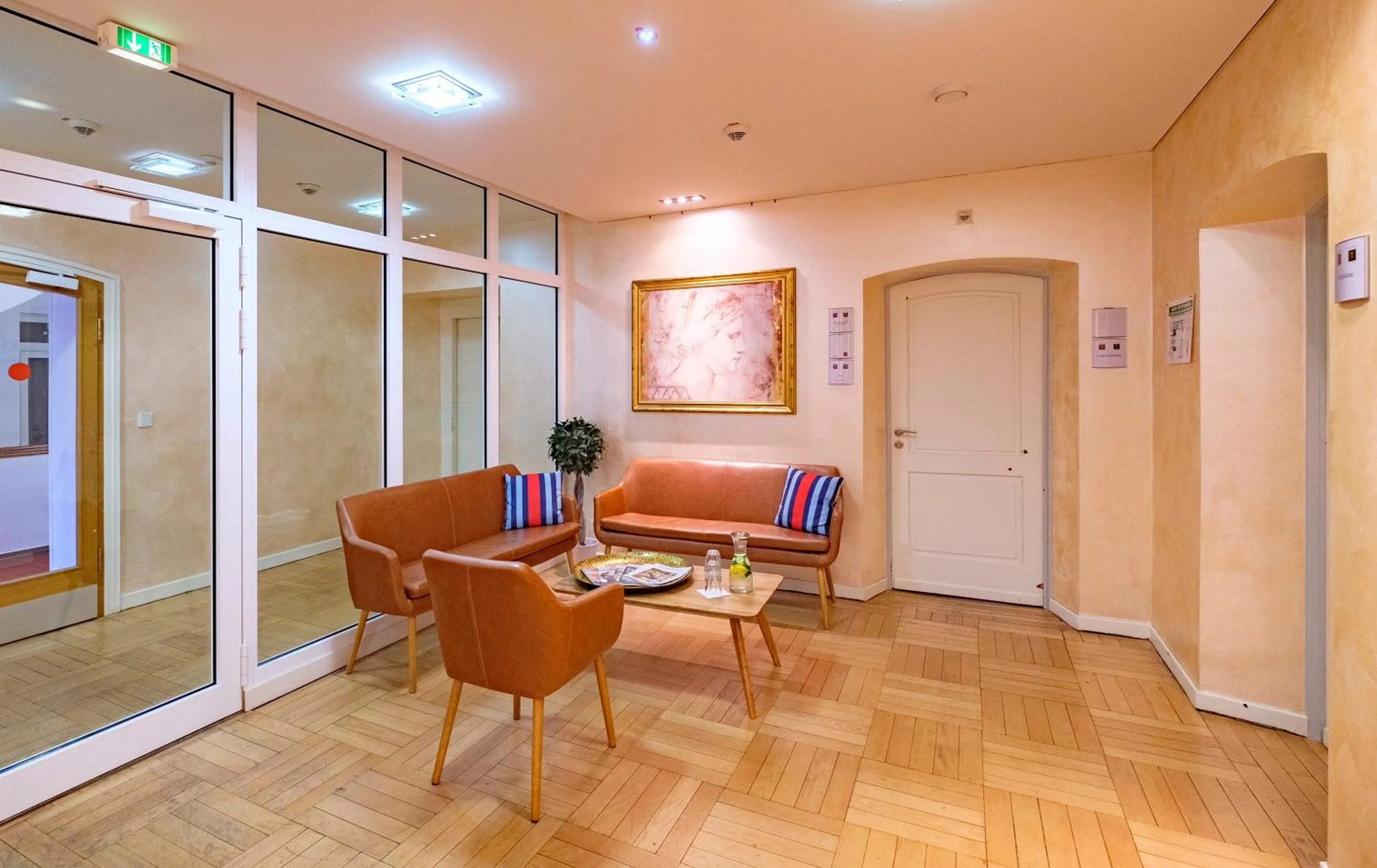 Lobby or reception in XII Apostel Albergo