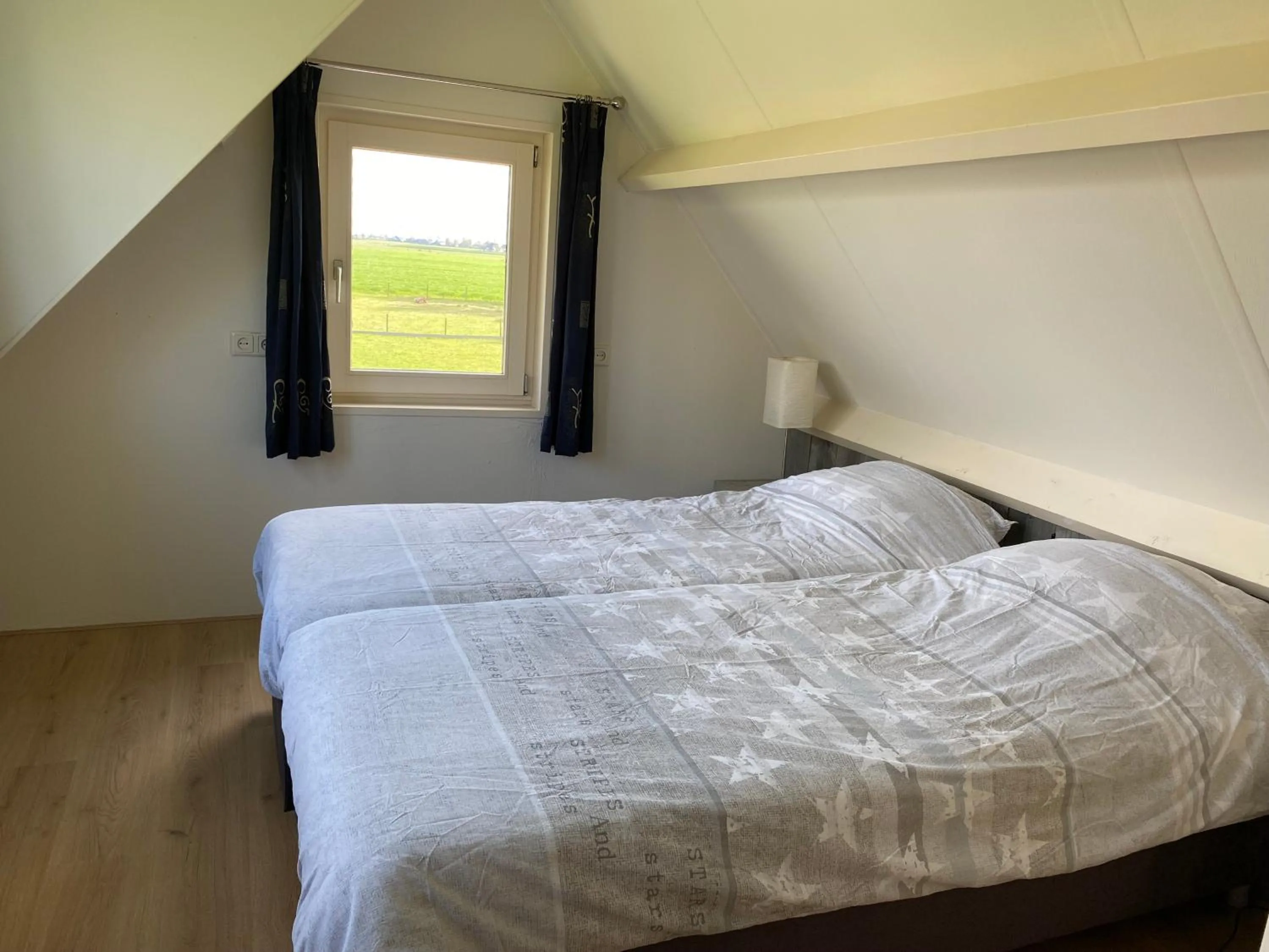 Bed in Appartement Zandwerven 23